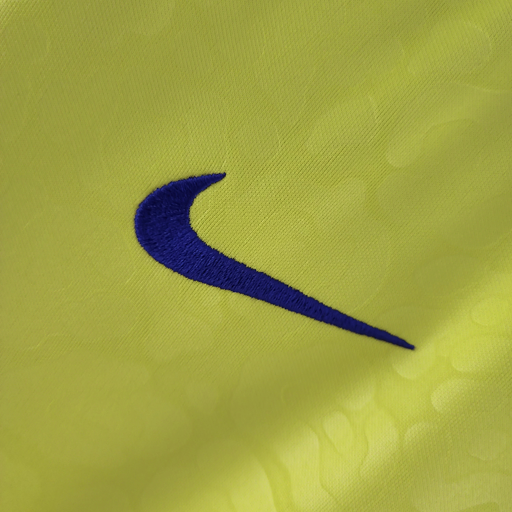 Camisa Brasil I 2022 Feminina Retrô