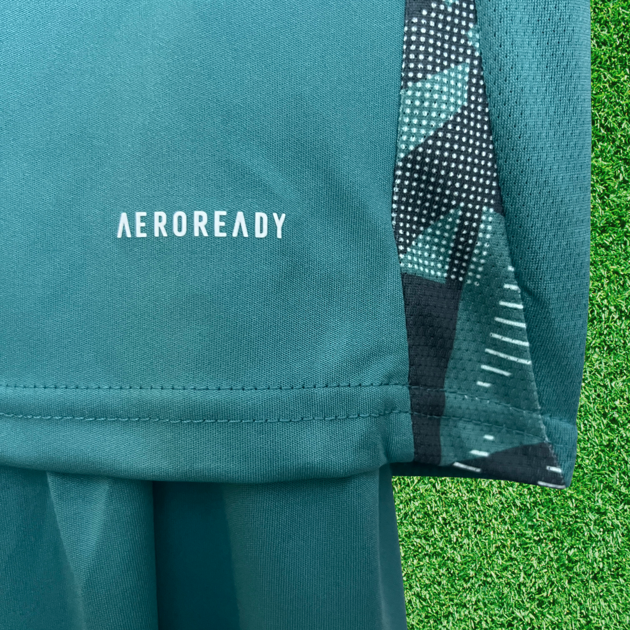 Kit Cruzeiro Treino II 25/26 Infantil