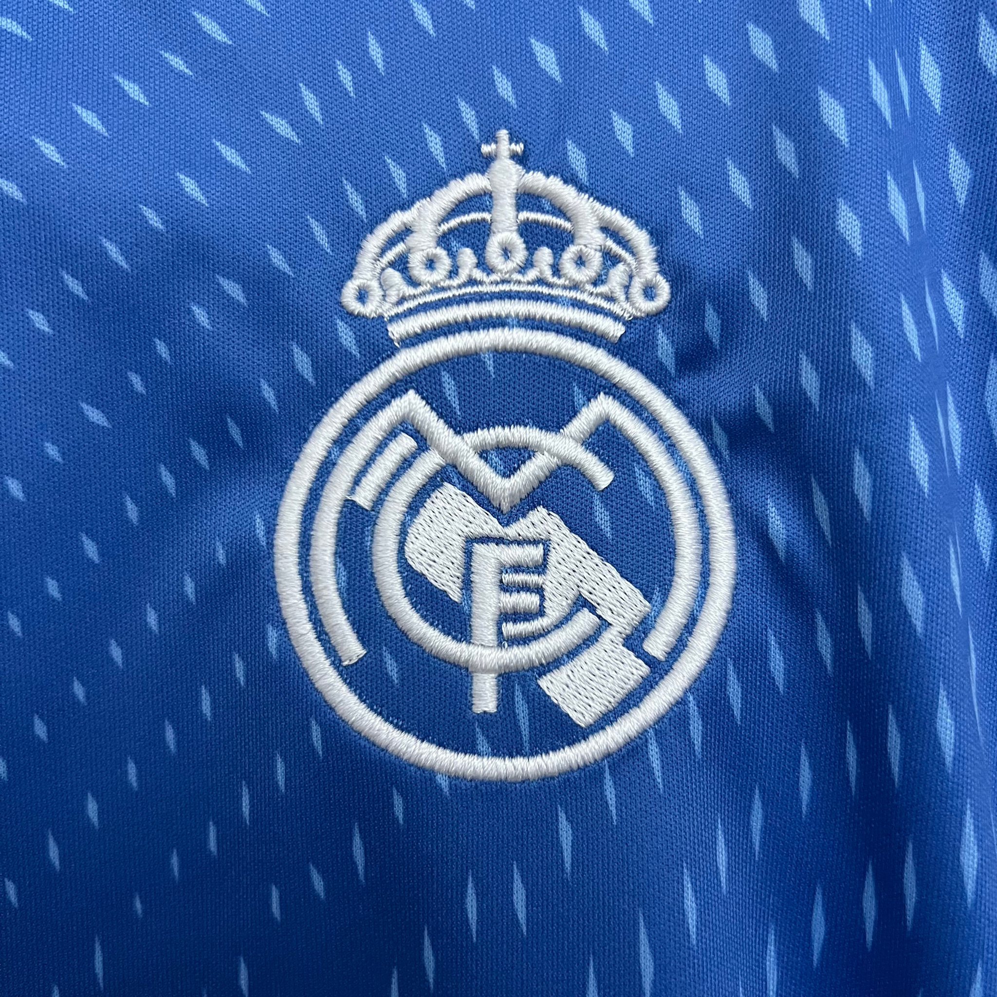 Camisa Real Madrid Especial Azul 25/26 Torcedor