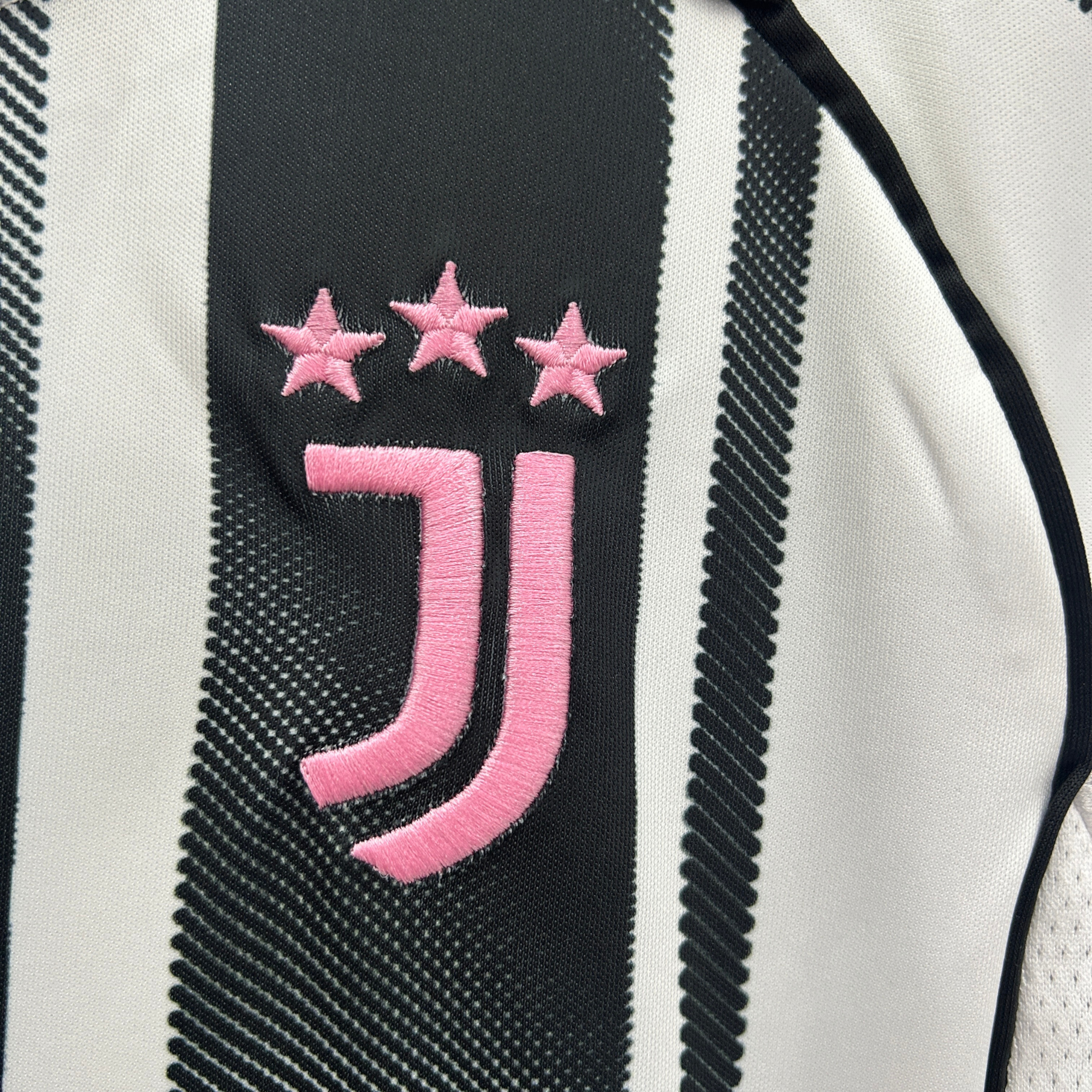 Kit Juventus I 25/26 Infantil