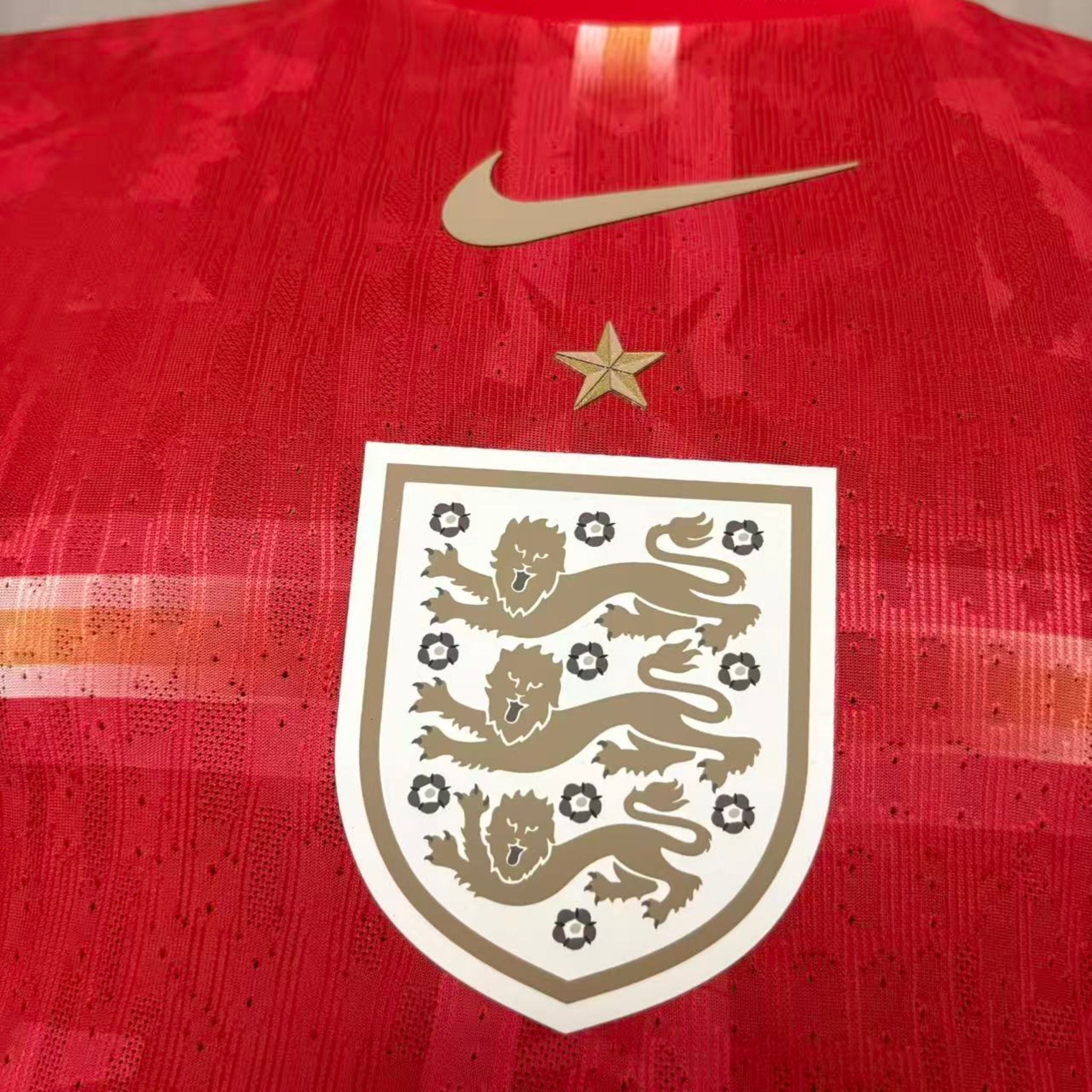 Camisa Inglaterra Especial Vermelha 2026 Jogador