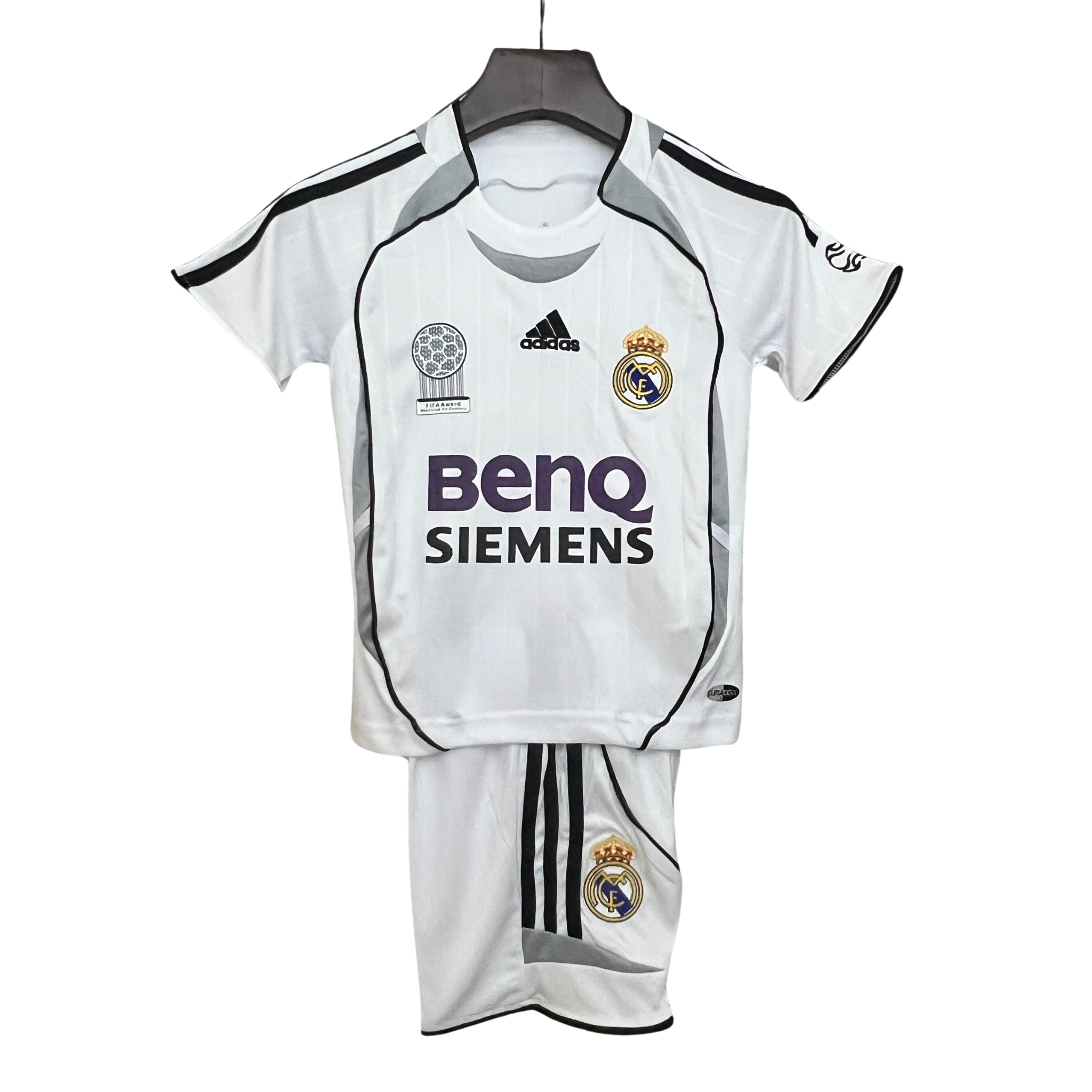 Kit Real Madrid I 06/07 Infantil