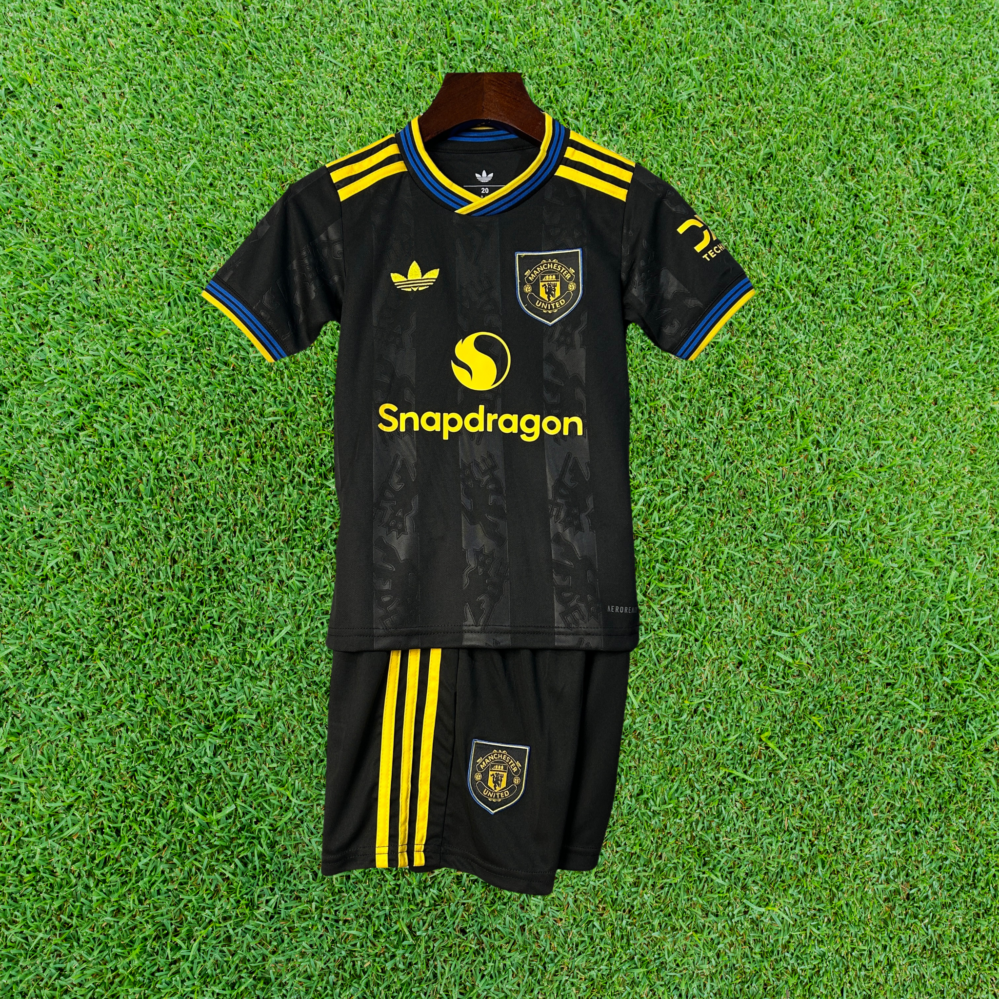 Kit Manchester United III 25/26 Infantil