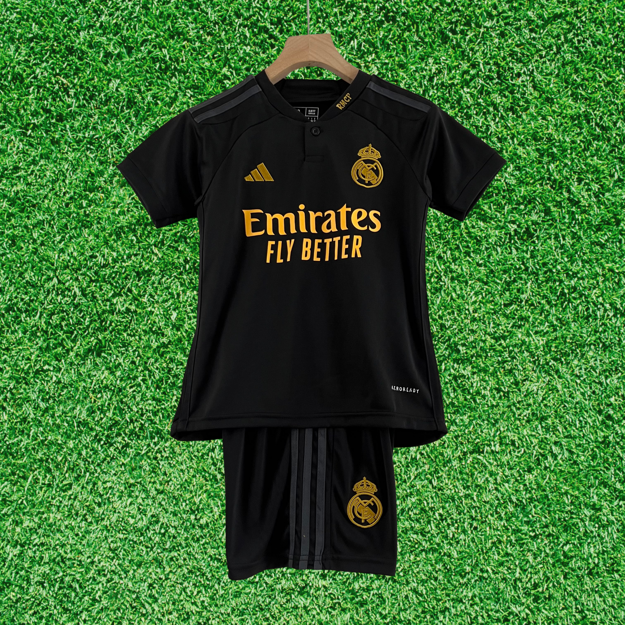 Kit Real Madrid III 23/24 Infantil