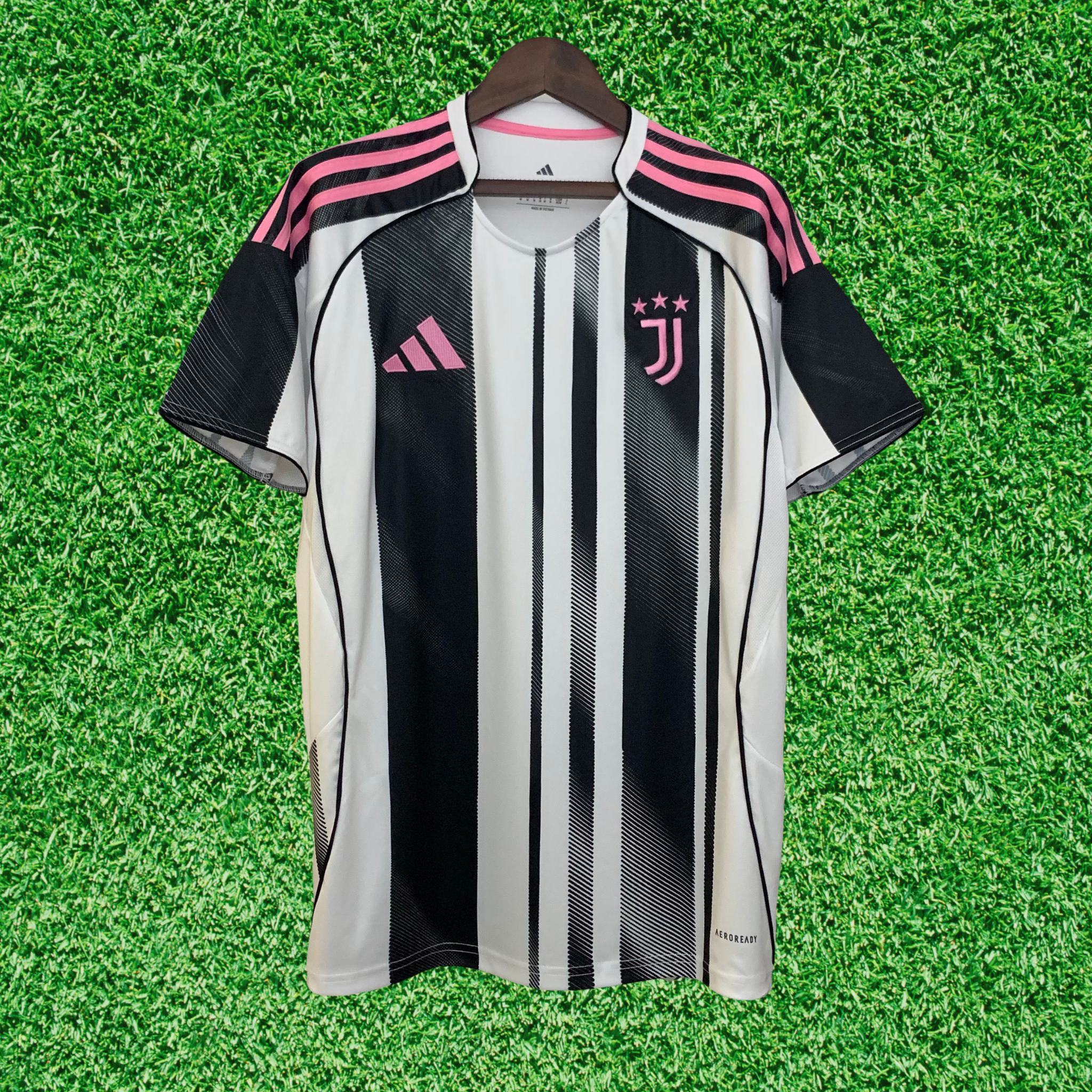Camisa Juventus I 25/26 Torcedor