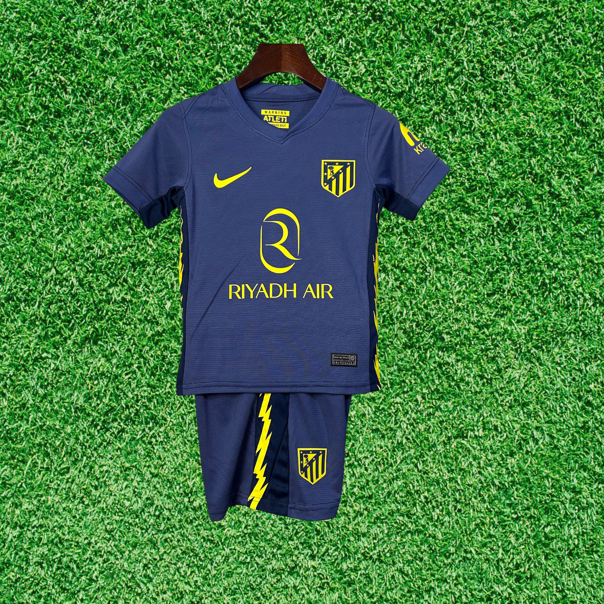 Kit Atlético Madrid II 25/26 Infantil