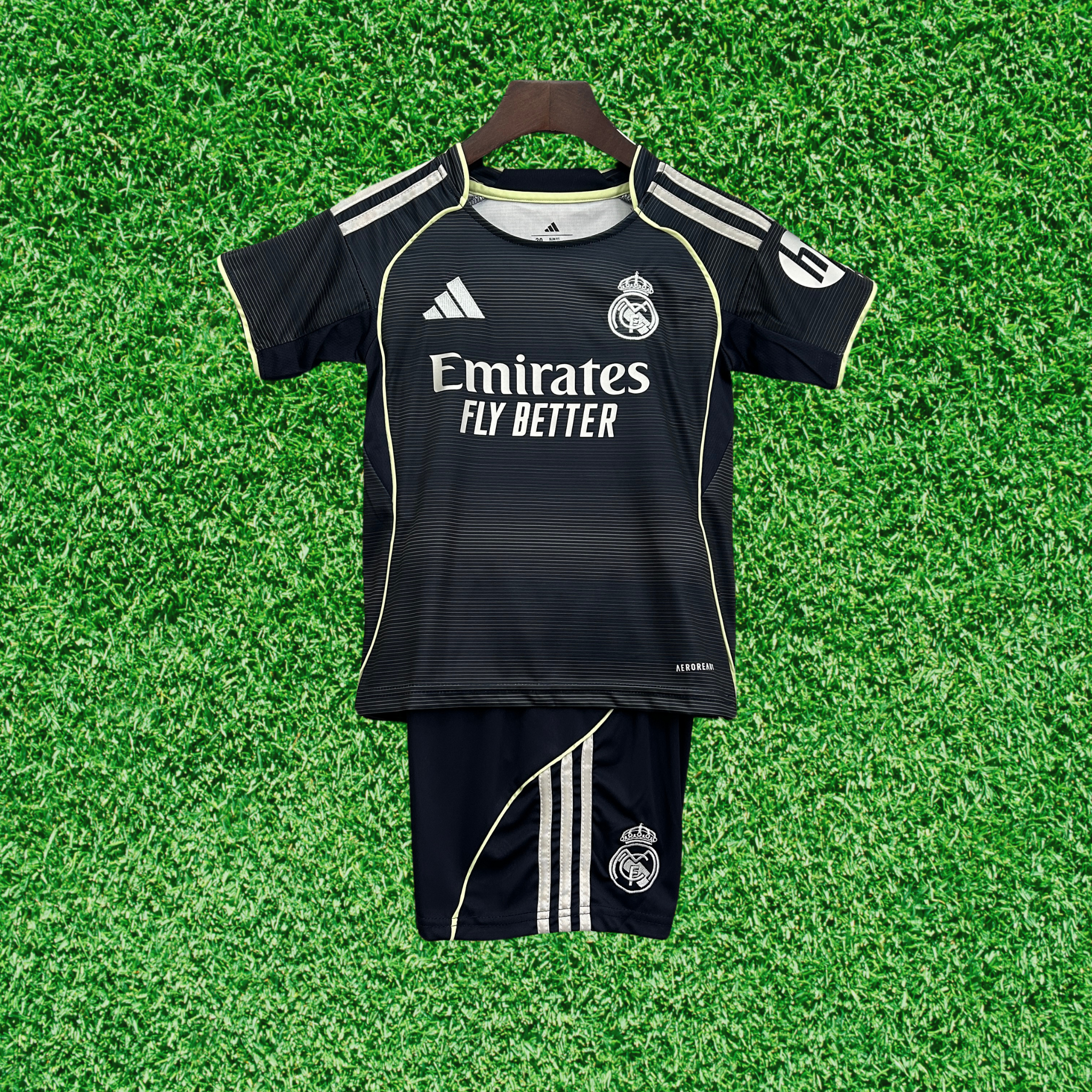 Kit Real Madrid II 25/26 Infantil