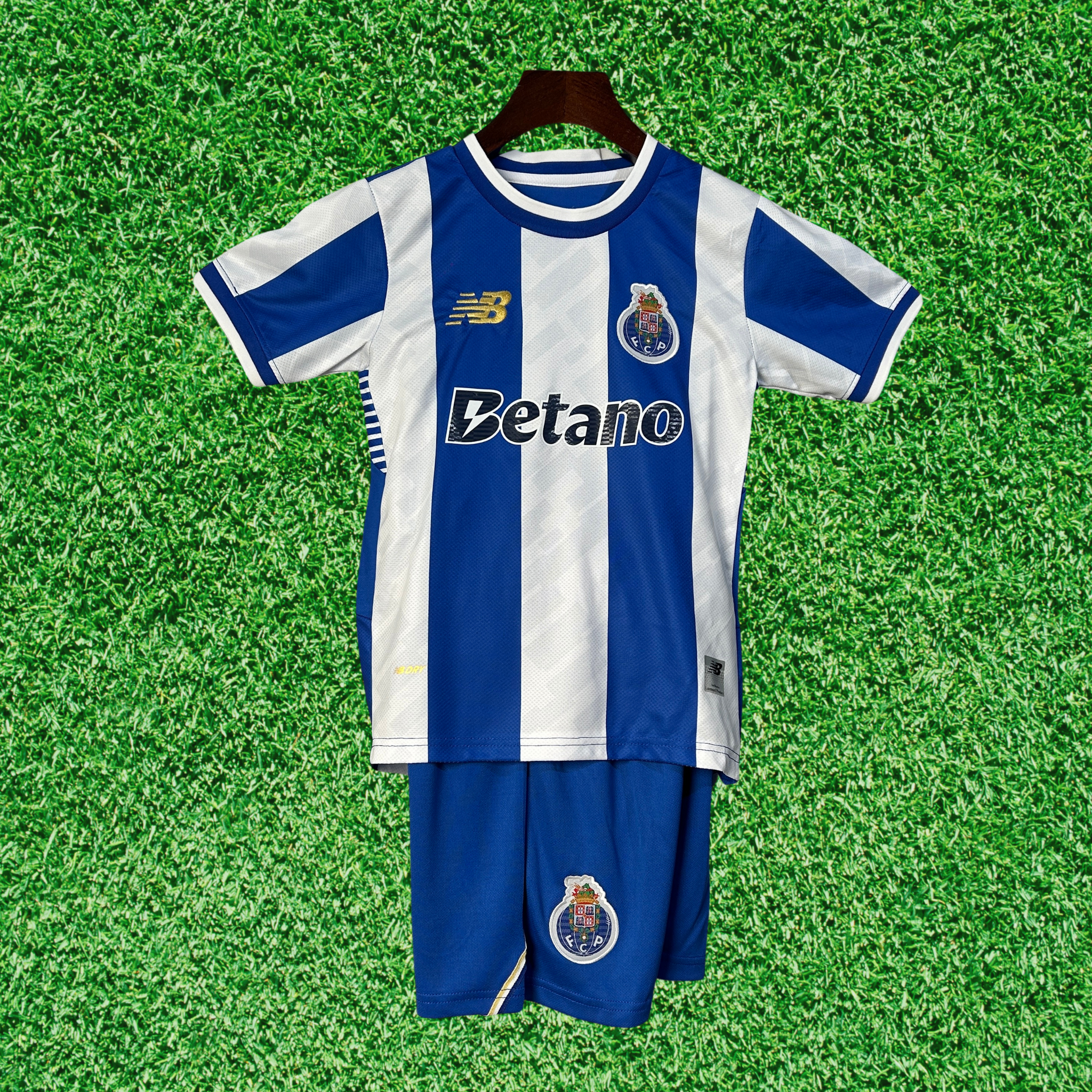 Kit FC Porto I 25/26 Infantil