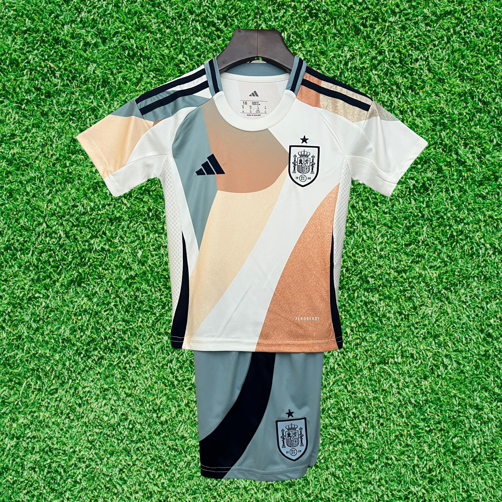 Kit Espanha II 2025 Infantil