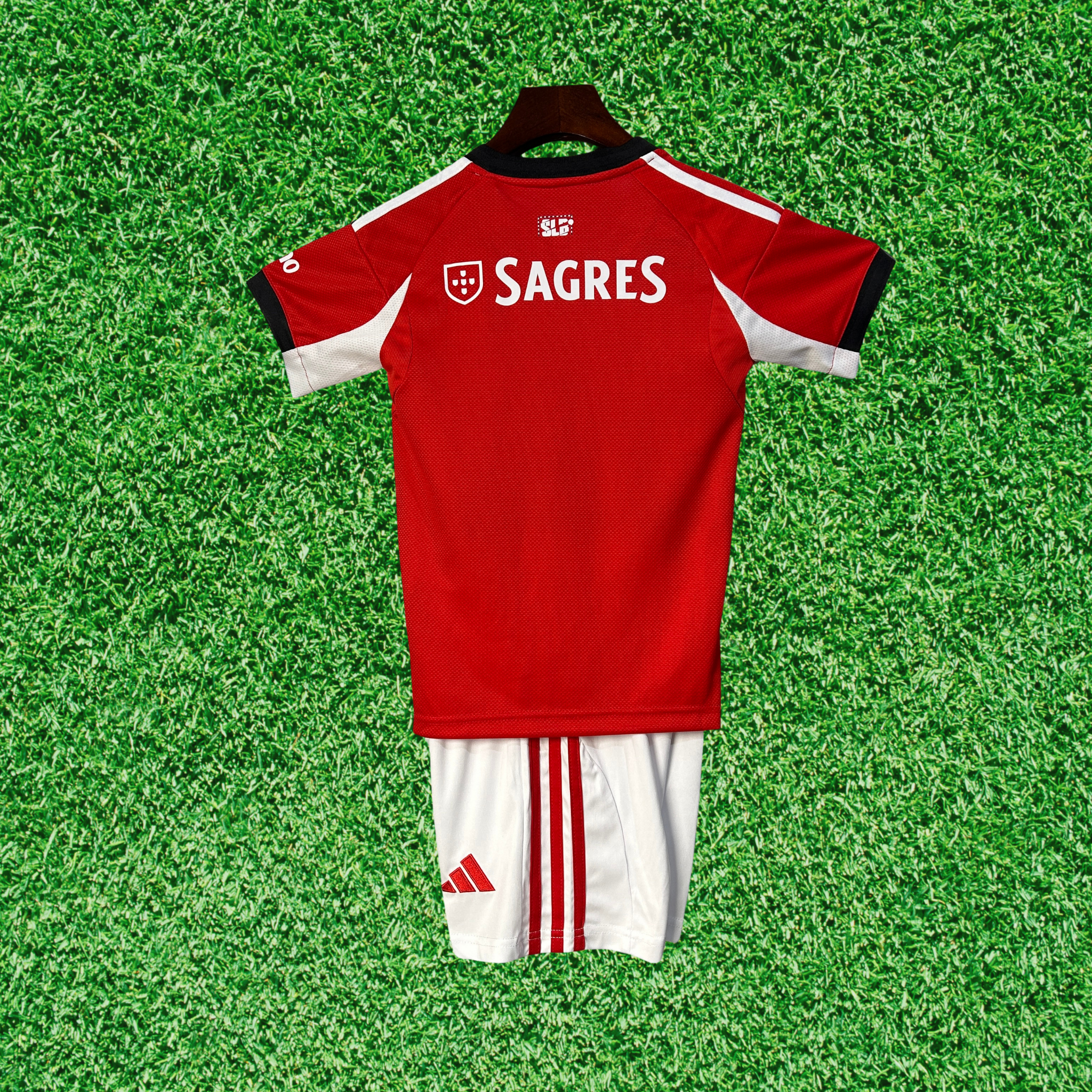 Kit SL Benfica I 25/26 Infantil