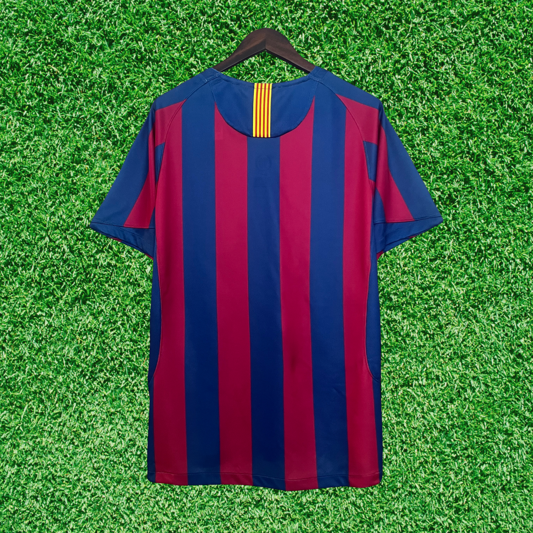 Camisa Barcelona I 05/06 Retrô