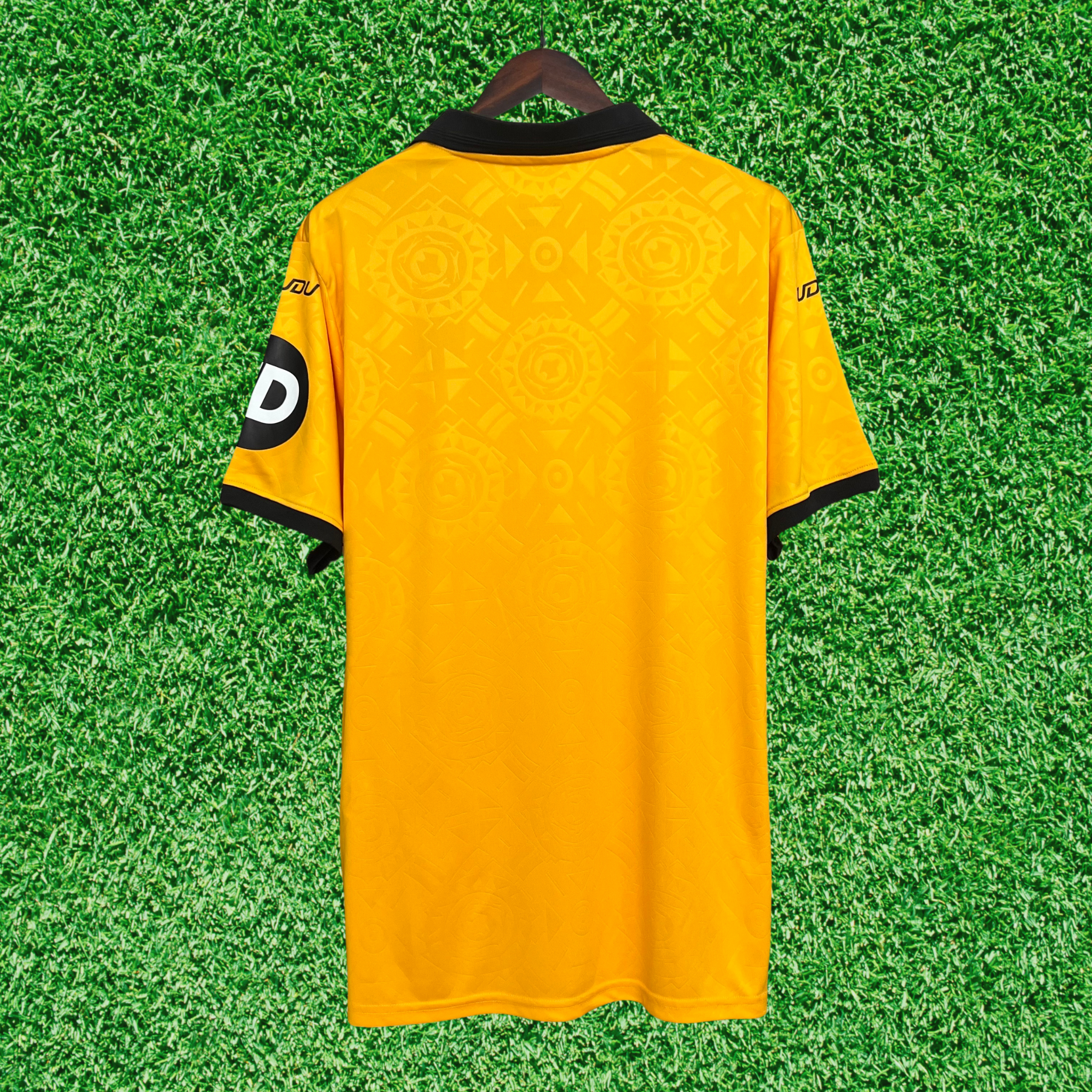 Camisa Wolverhampton Wanderers I 25/26 Torcedor