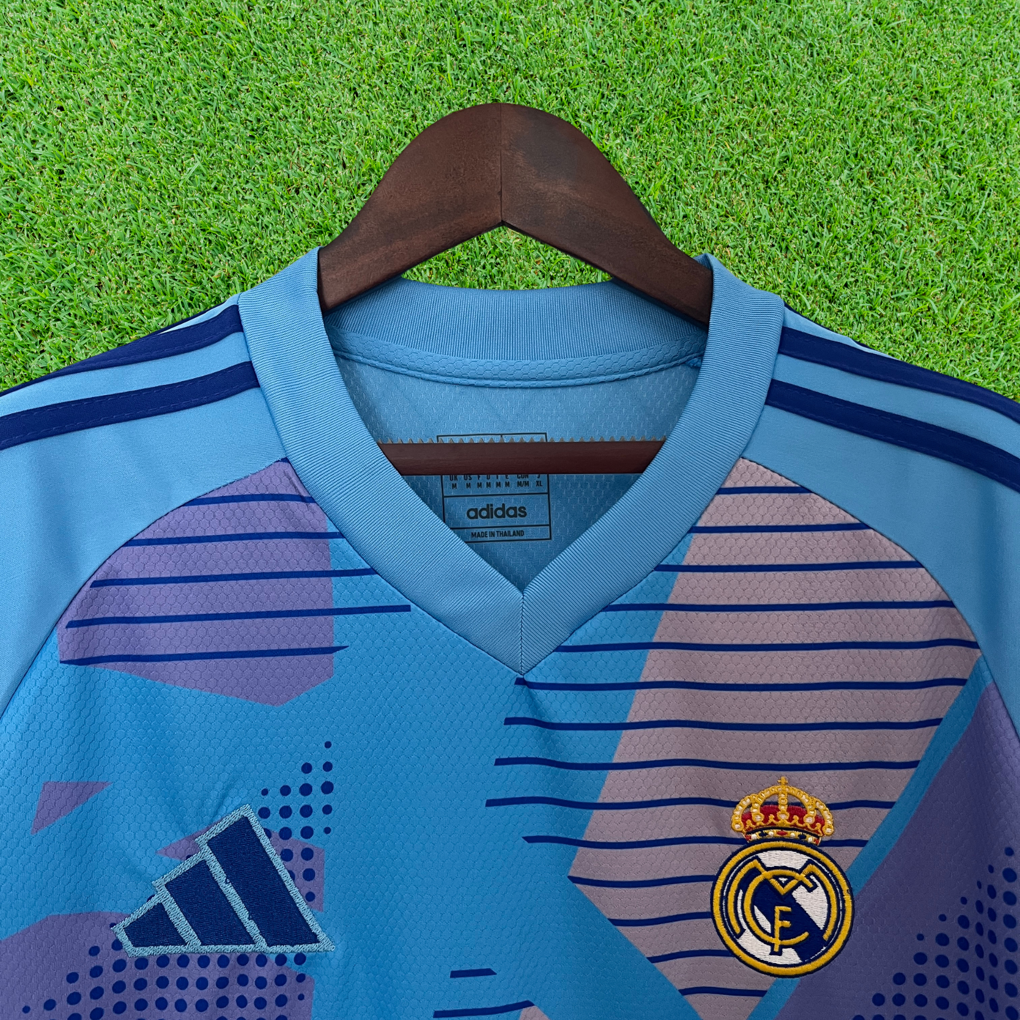 Camisa Real Madrid Goleiro 24/25 Torcedor