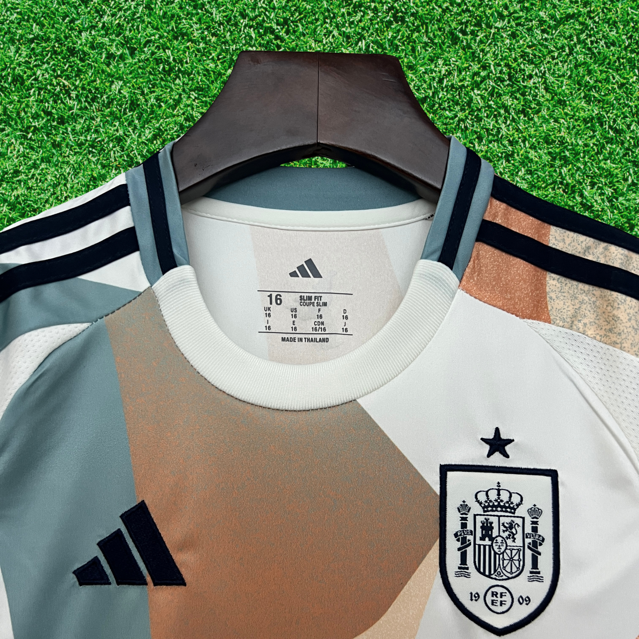 Kit Espanha II 2025 Infantil