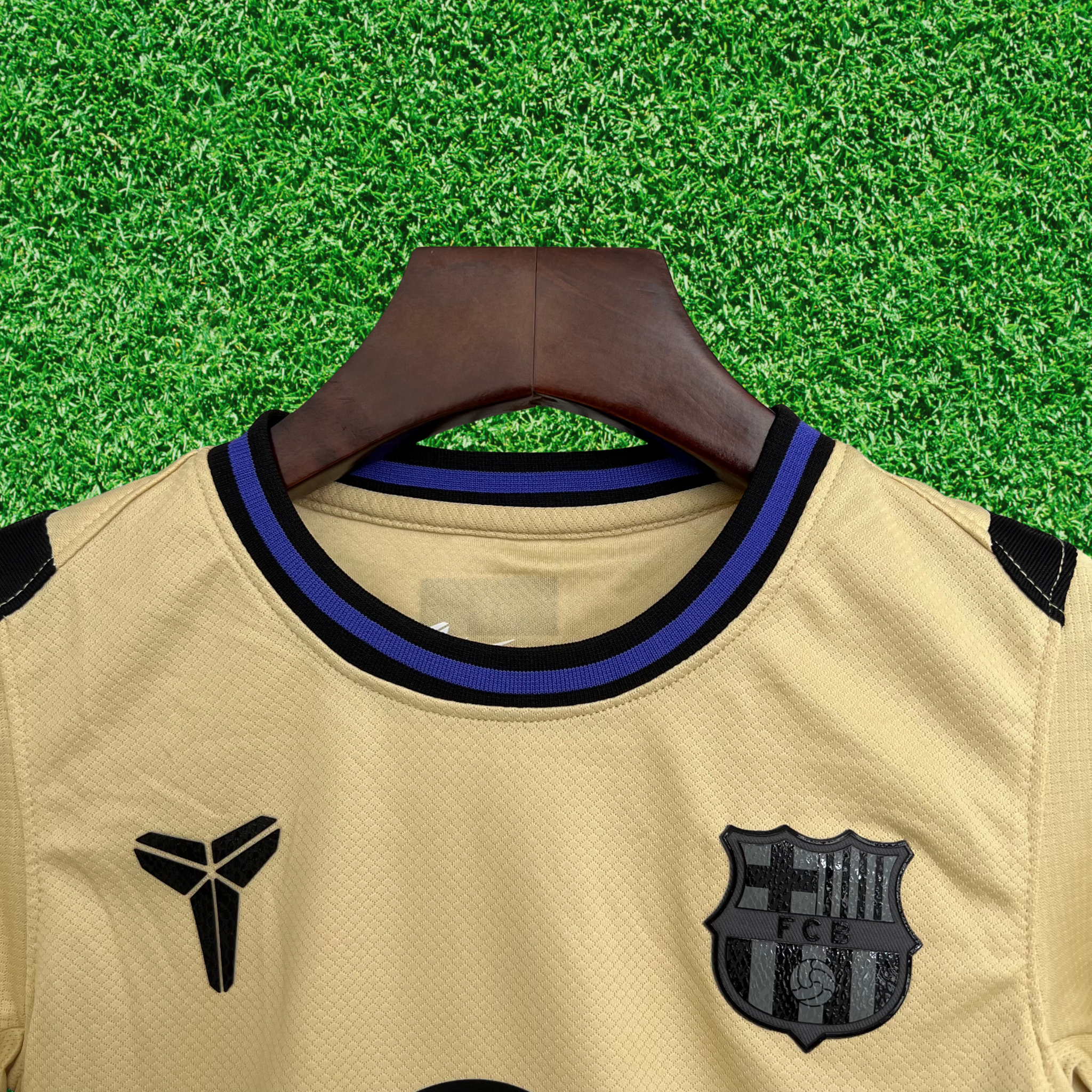 Kit Barcelona II 25/26 Infantil