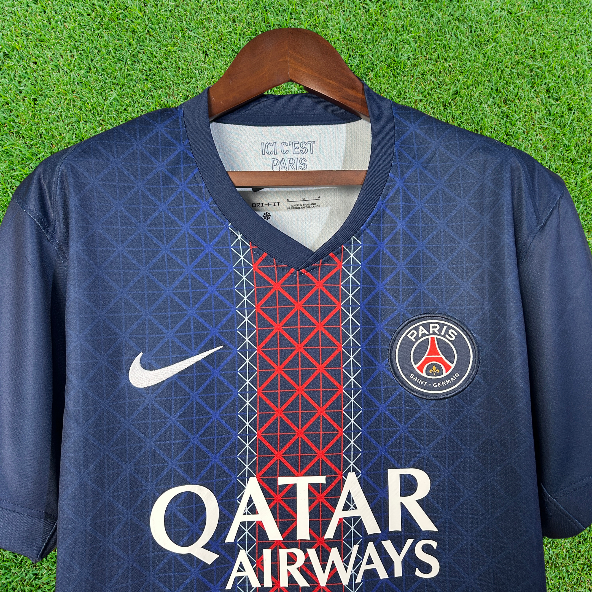 Camisa Paris Saint-Germain F.C (PSG) I 25/26 Torcedor