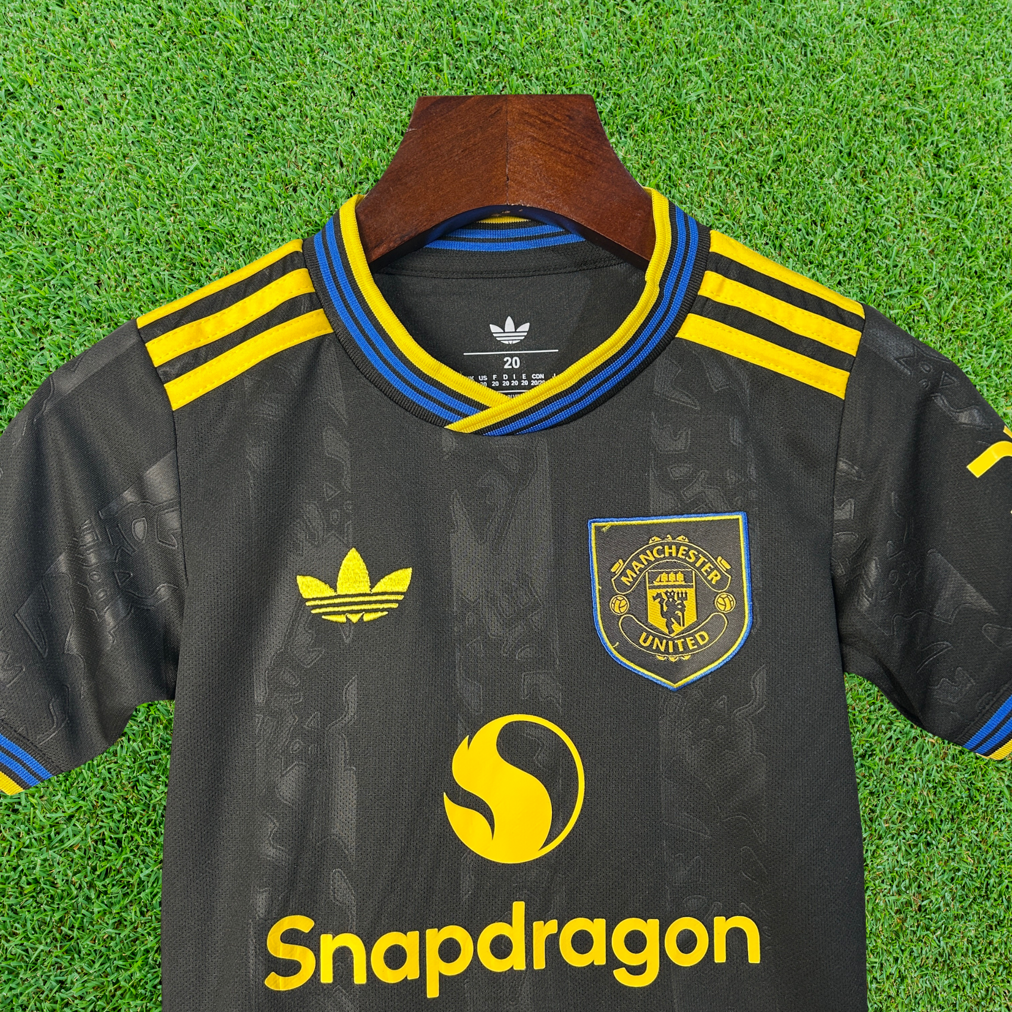 Kit Manchester United III 25/26 Infantil