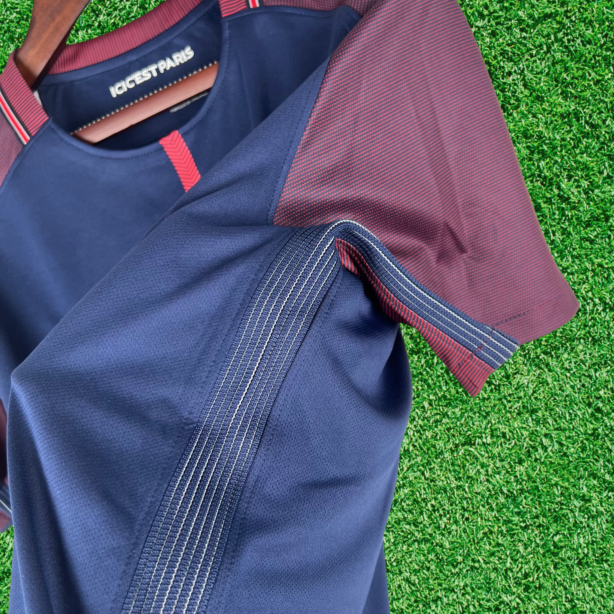 Camisa Paris Saint-Germain F.C (PSG) I 17/18 Retrô