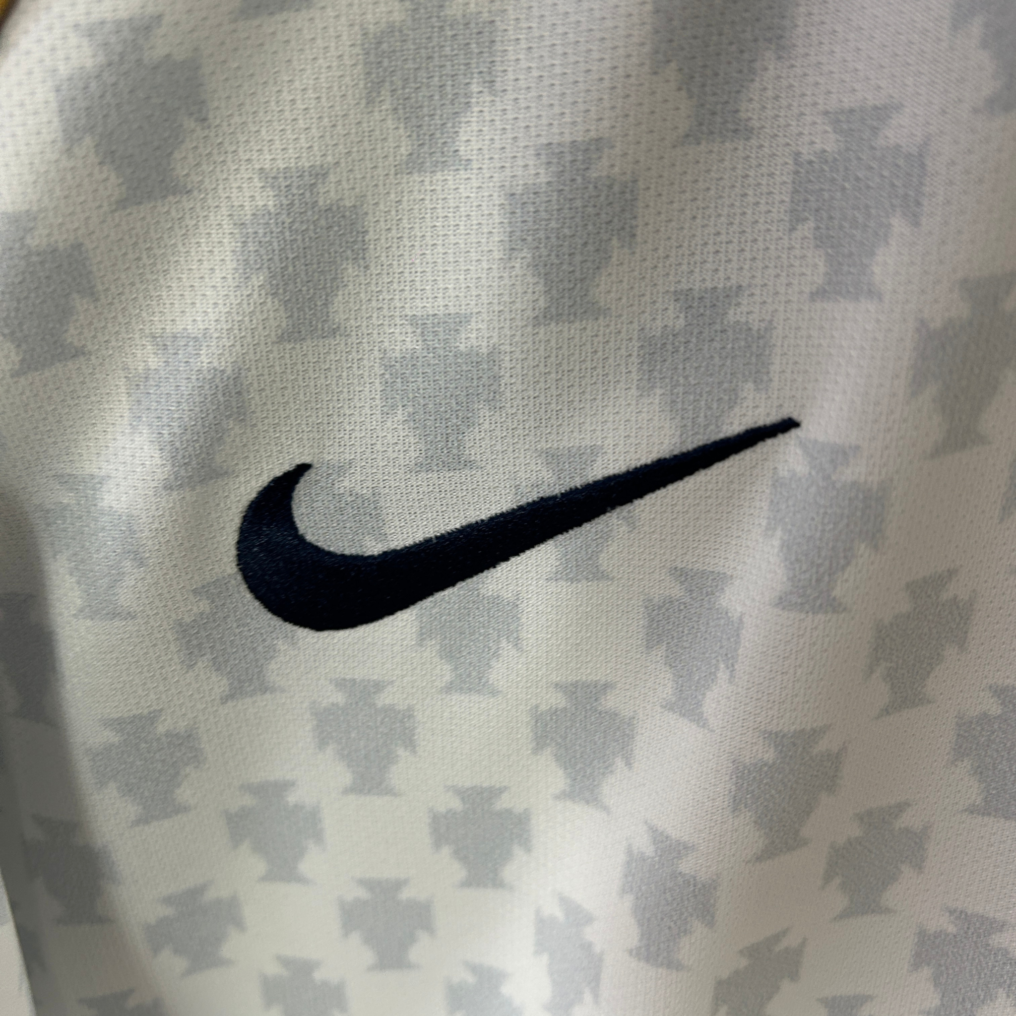 Camisa Portugal II 2004 Retrô