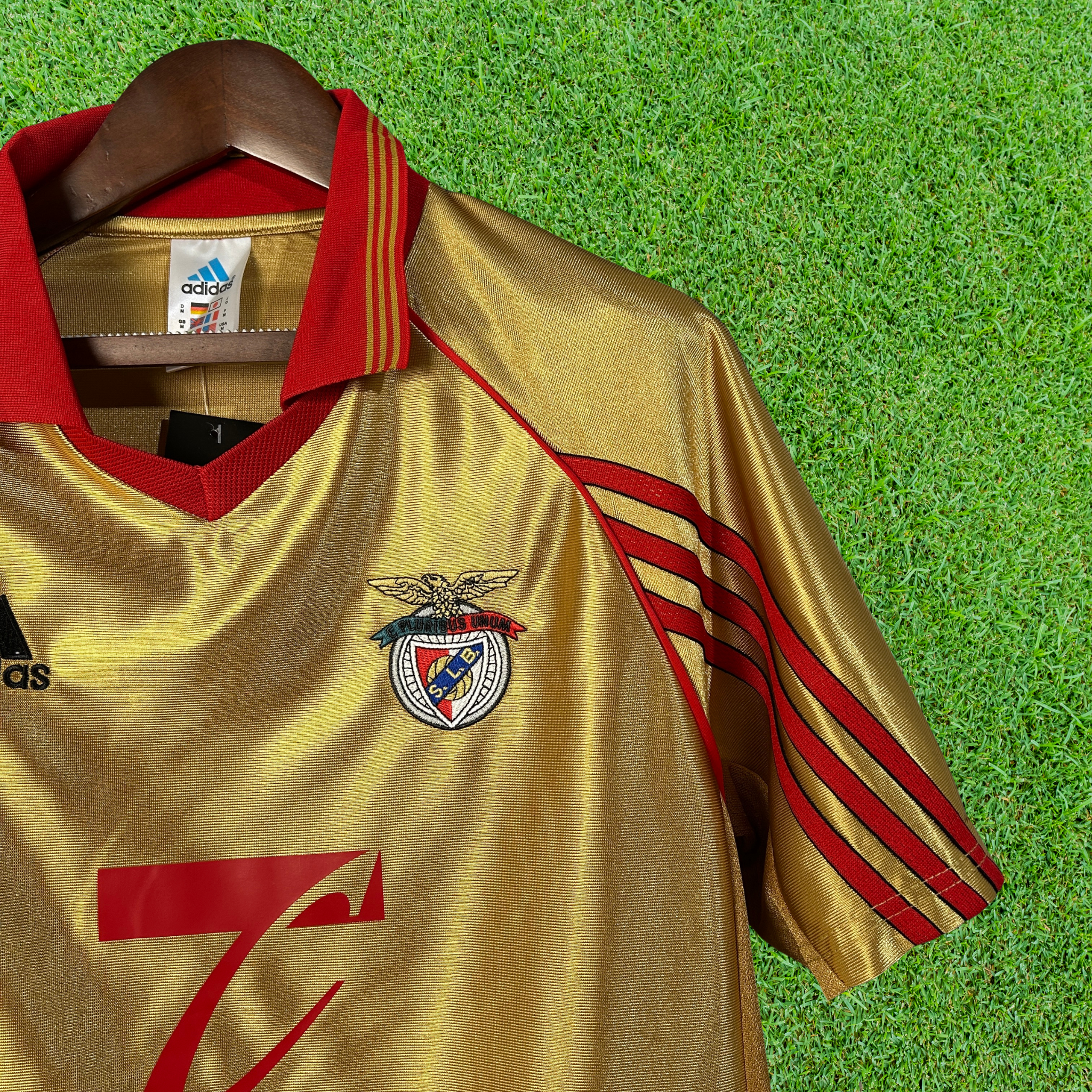 Camisa SL Benfica II 98/99 Retrô