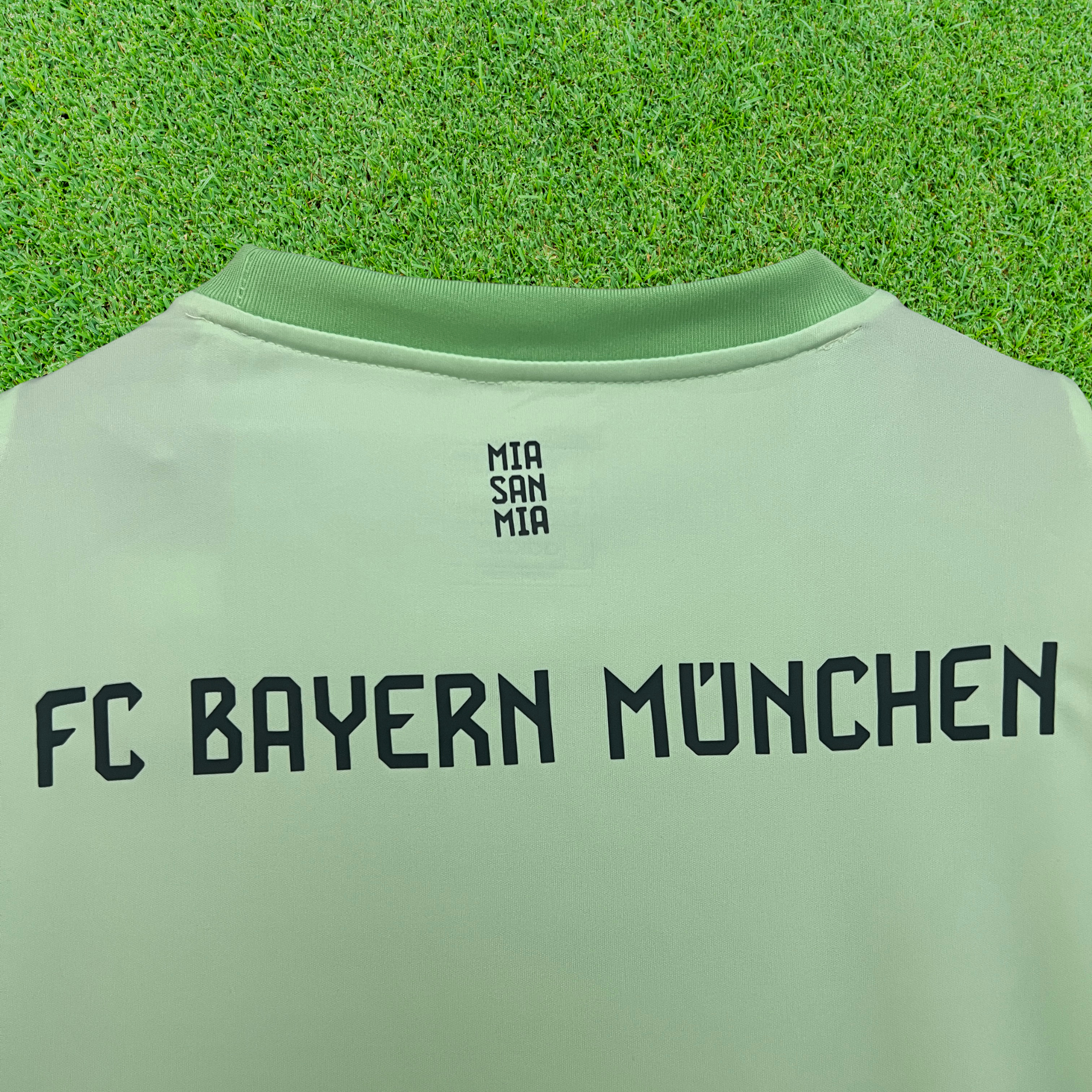 Camisa Bayern Munich Goleiro I 25/26 Torcedor