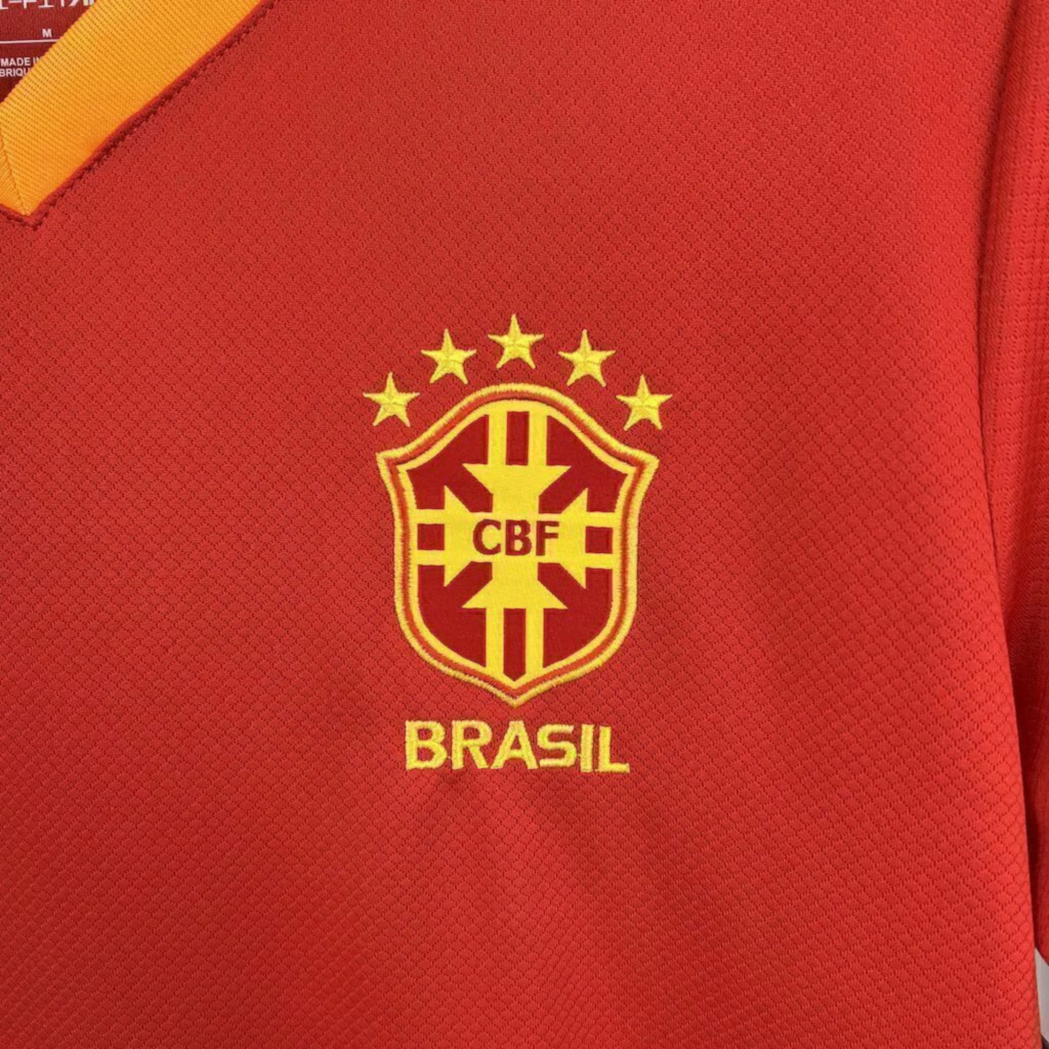 Camisa Brasil Especial Vermelho Jordan 25/26 Torcedor