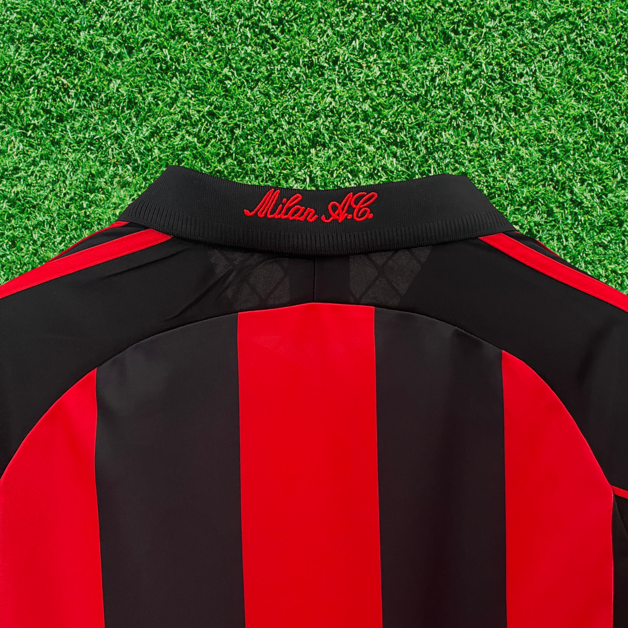 Camisa AC Milan I 01/02 Retrô