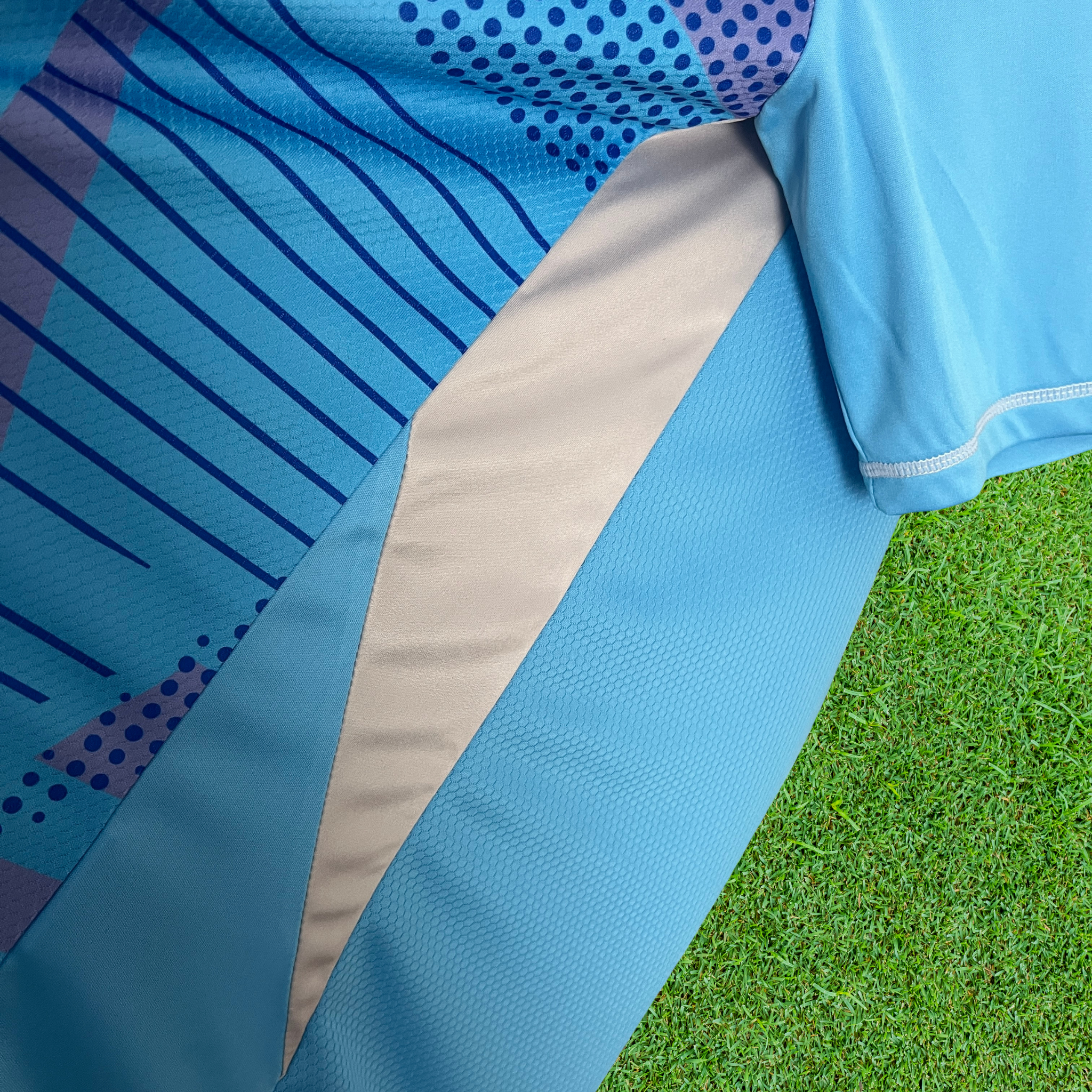 Camisa Real Madrid Goleiro 24/25 Torcedor