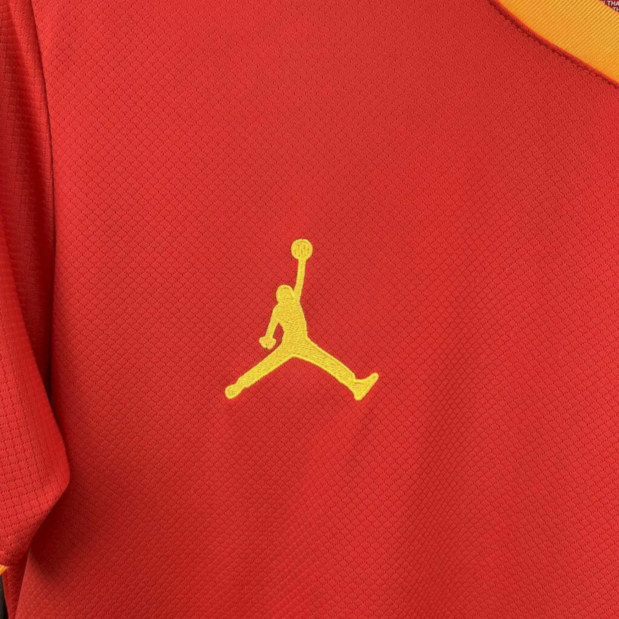 Camisa Brasil Especial Vermelho Jordan 25/26 Torcedor