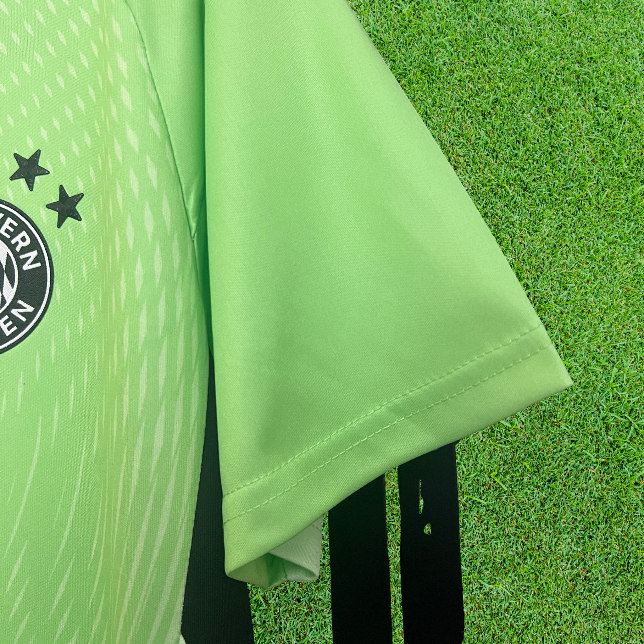 Camisa Bayern Munich Goleiro I 25/26 Torcedor