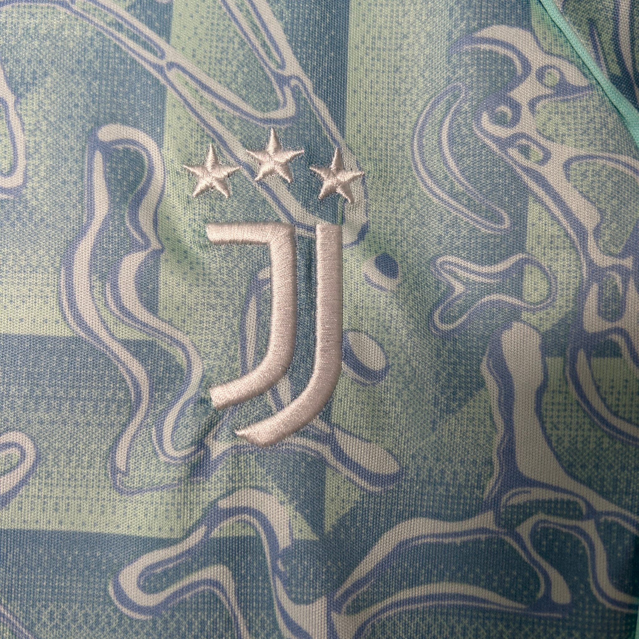 Kit Juventus II 25/26 Infantil