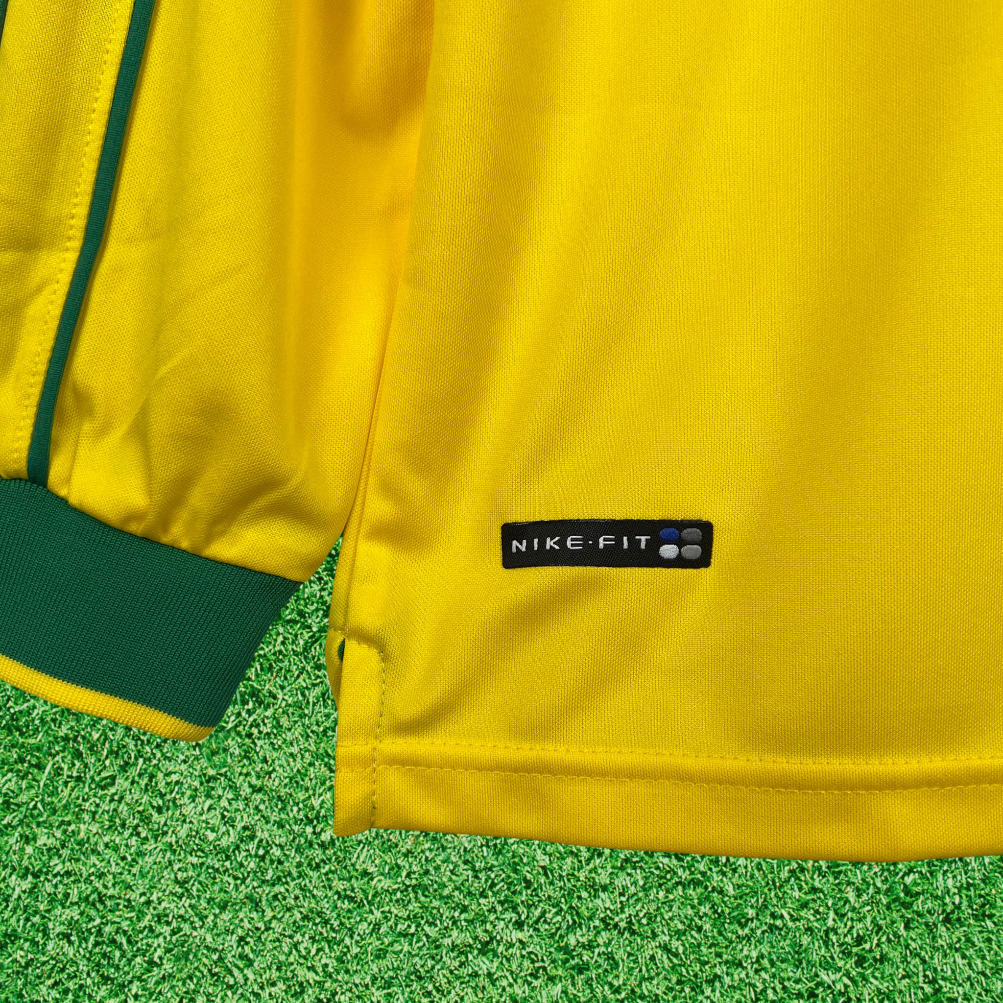 Camisa Brasil I 1998 Retrô Manga Longa