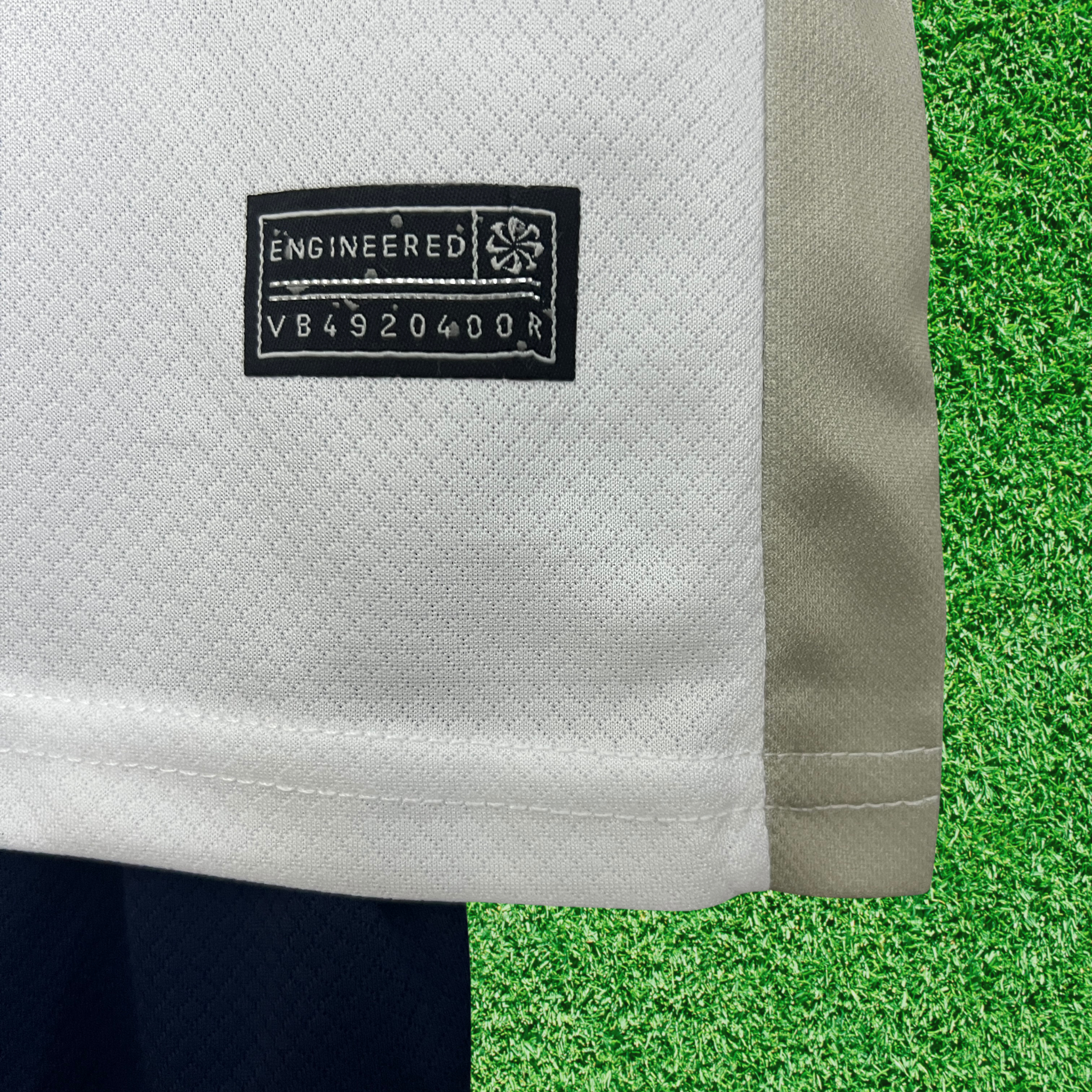 Kit Tottenham Hotspur I 25/26 Infantil