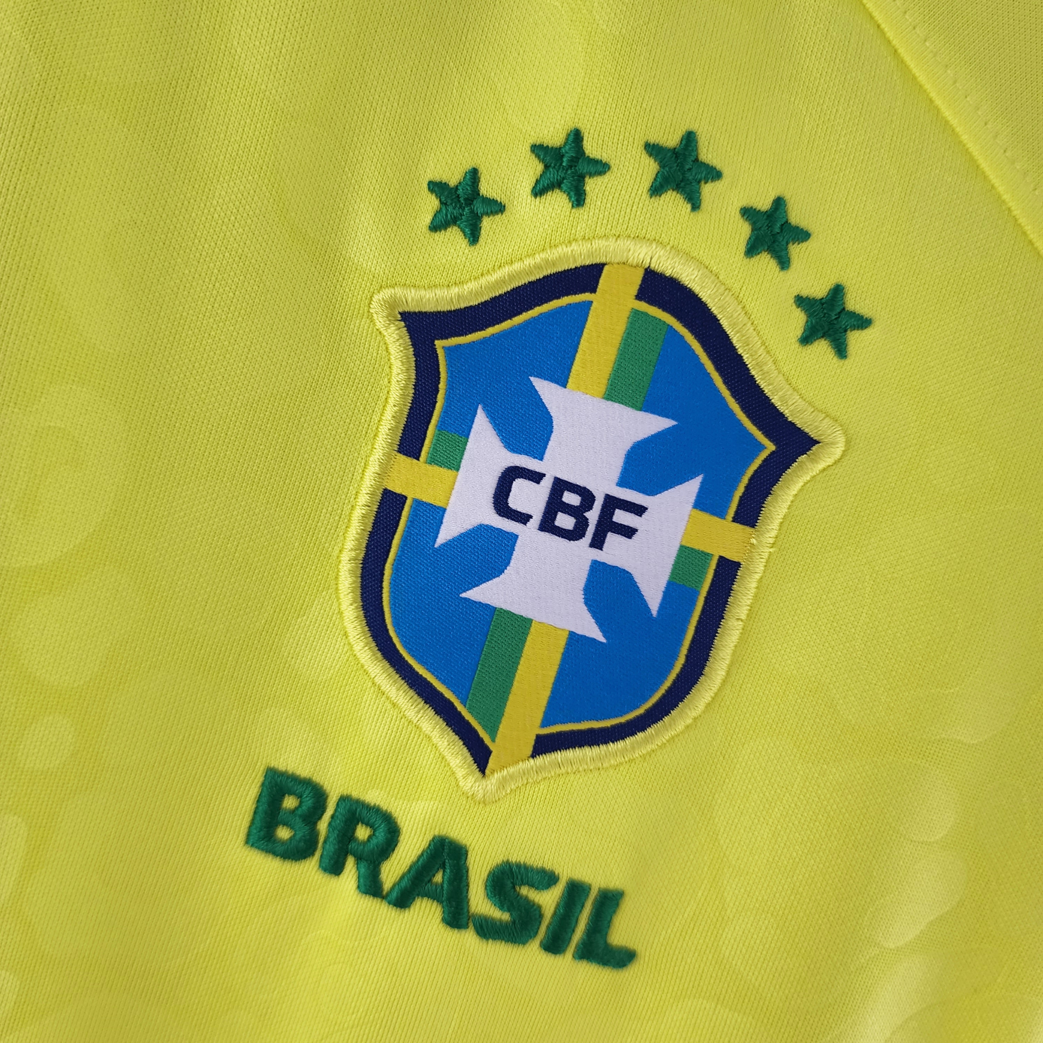 Camisa Brasil I 2022 Feminina Retrô