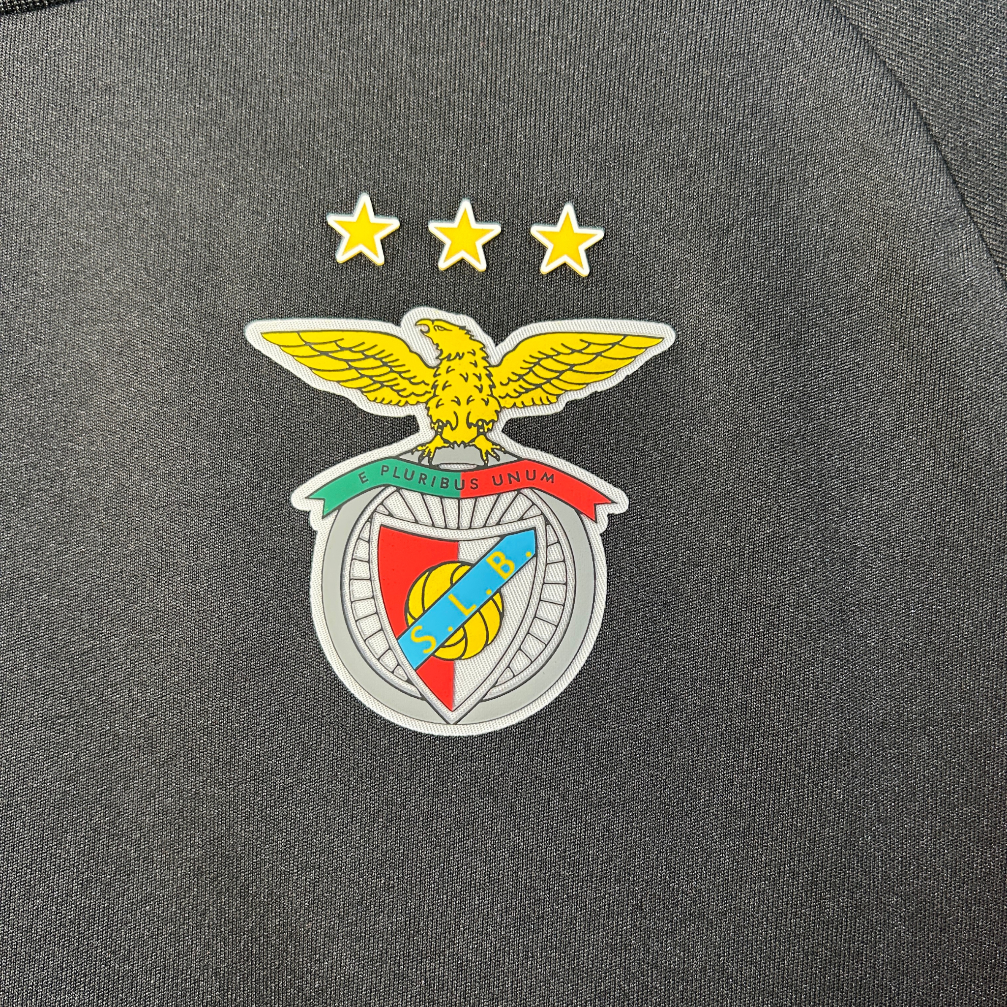 Kit SL Benfica Treino 25/26 Infantil