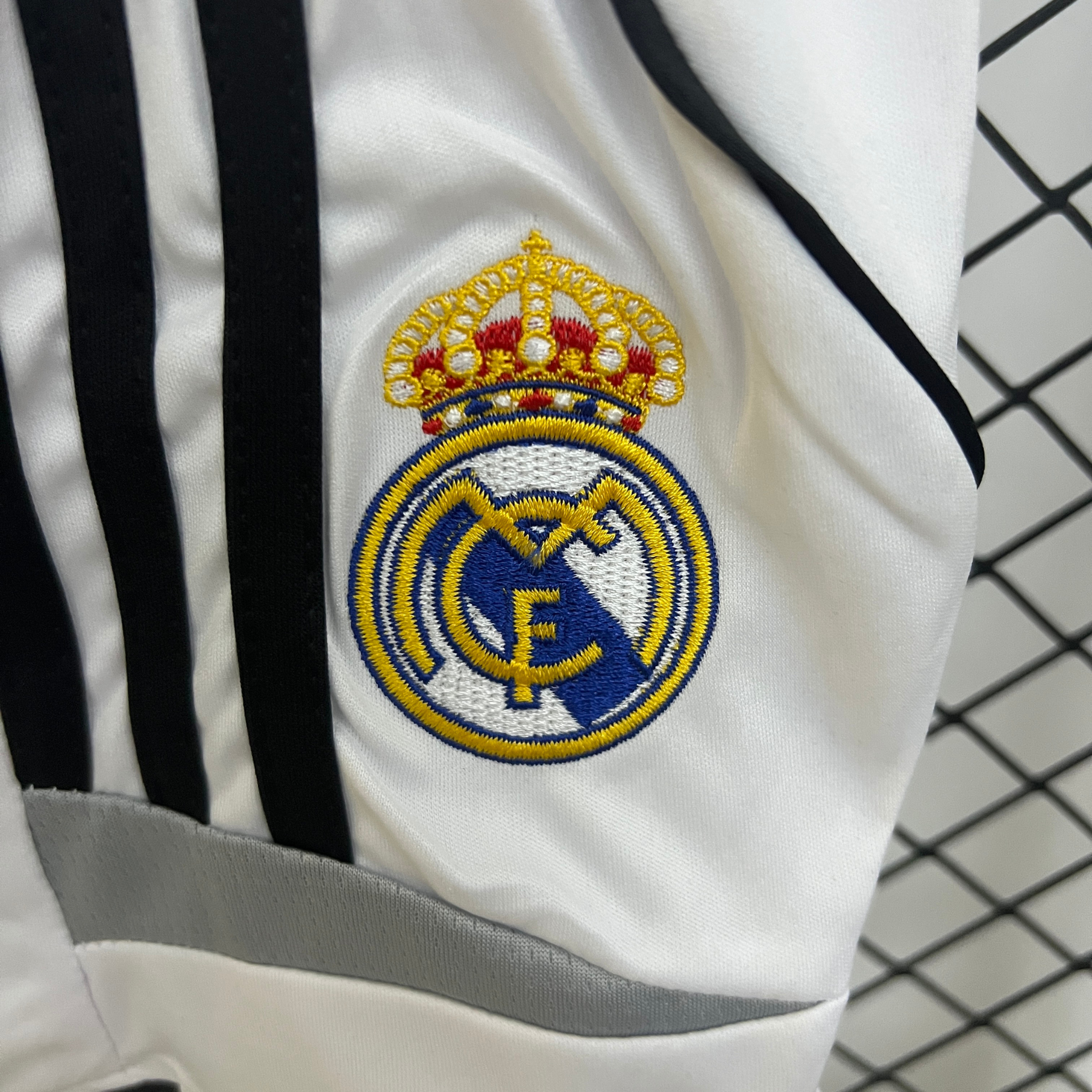 Kit Real Madrid I 06/07 Infantil