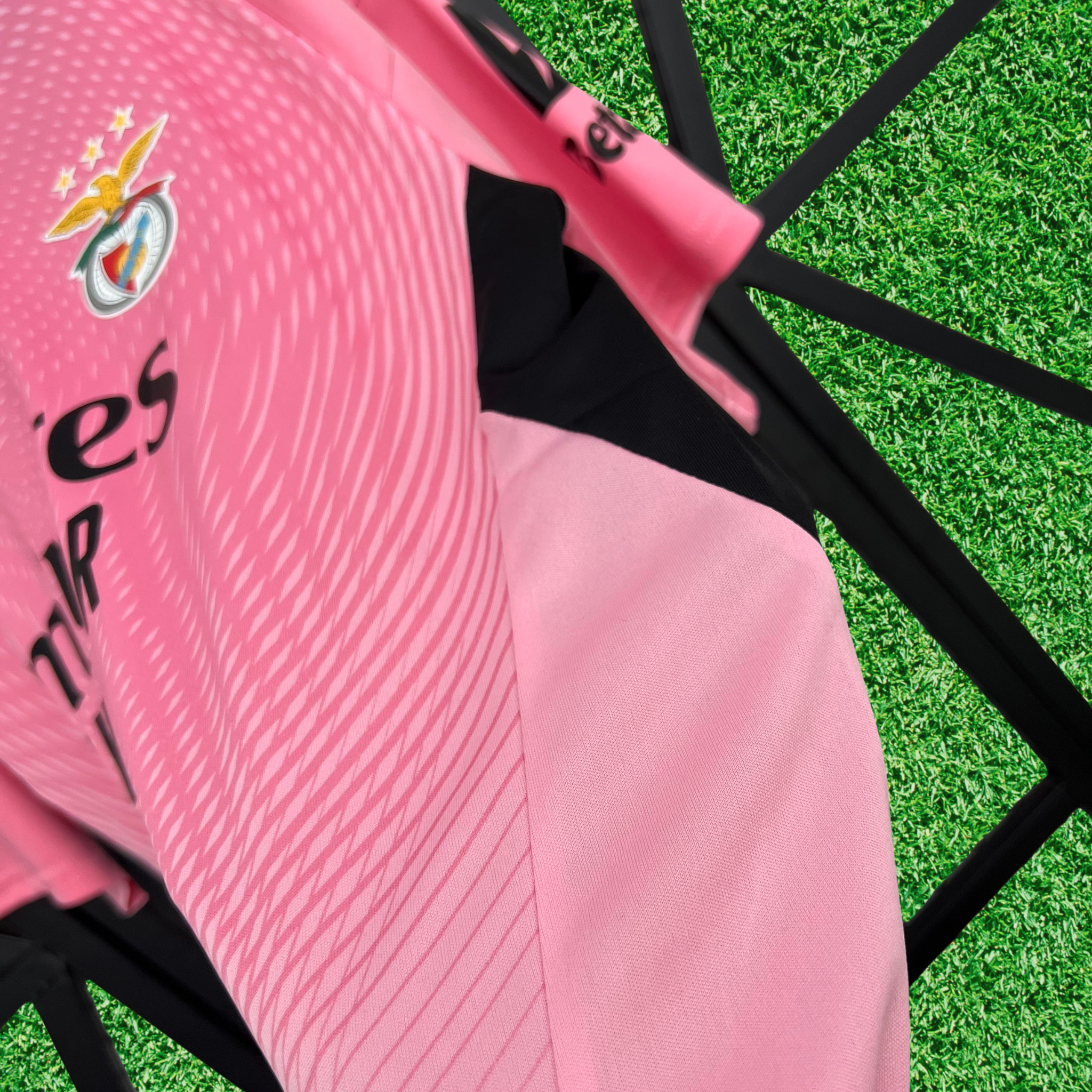 Camisa SL Benfica Goleiro Rosa 25/26 Torcedor
