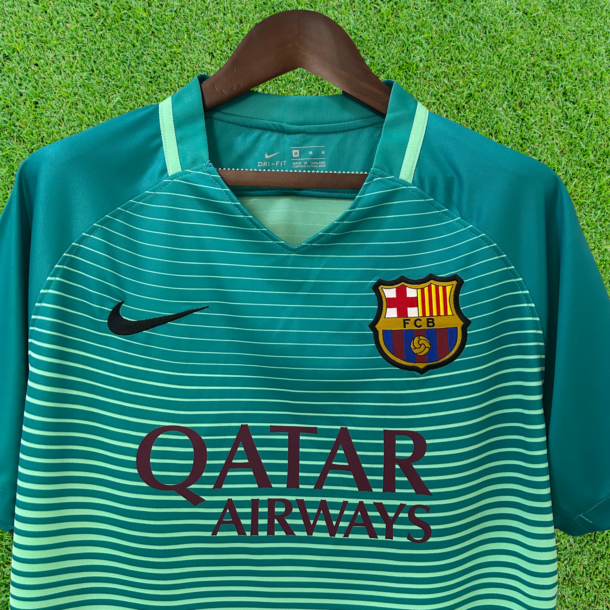 Camisa Barcelona III 16/17 Retrô