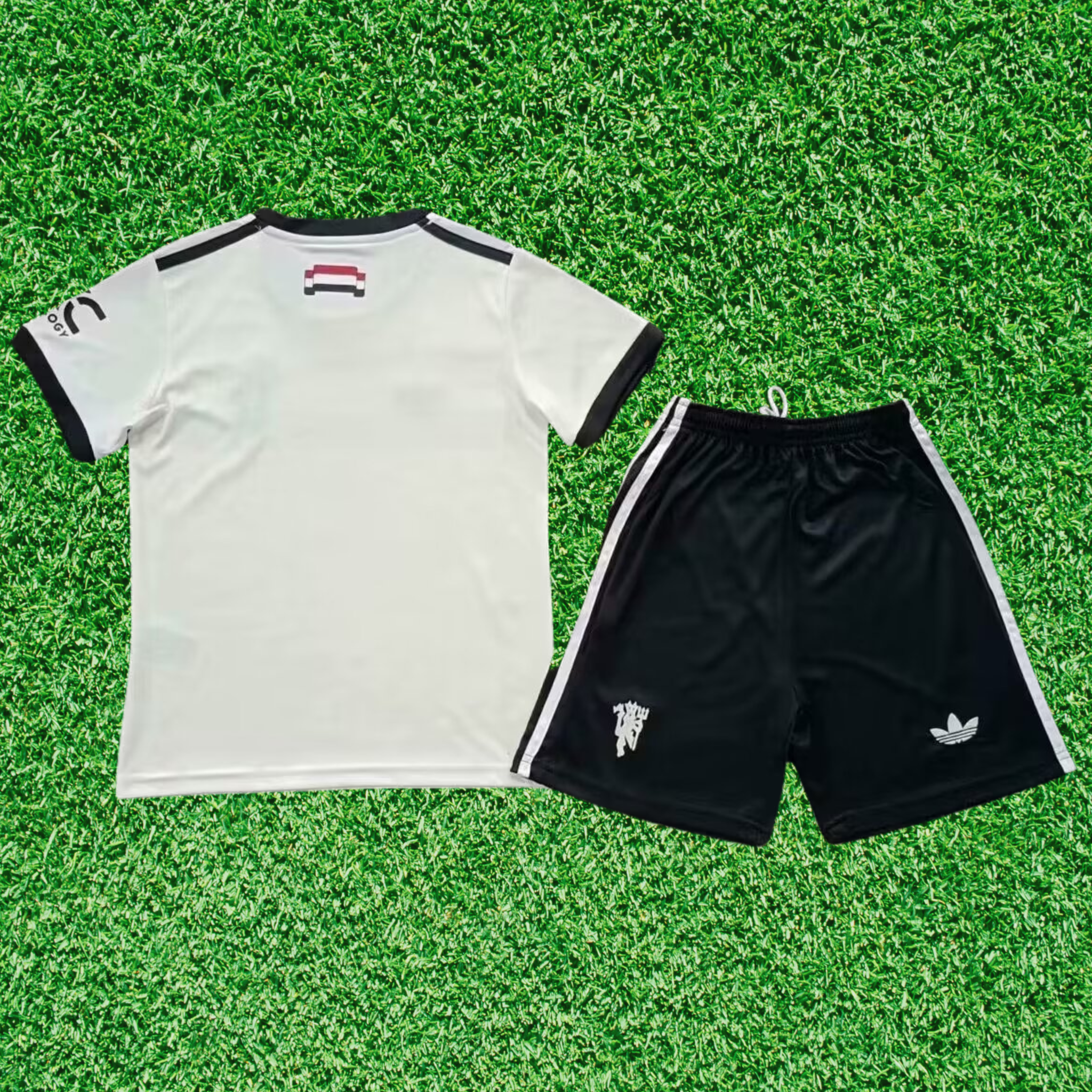 Kit Manchester United III 24/25 Infantil