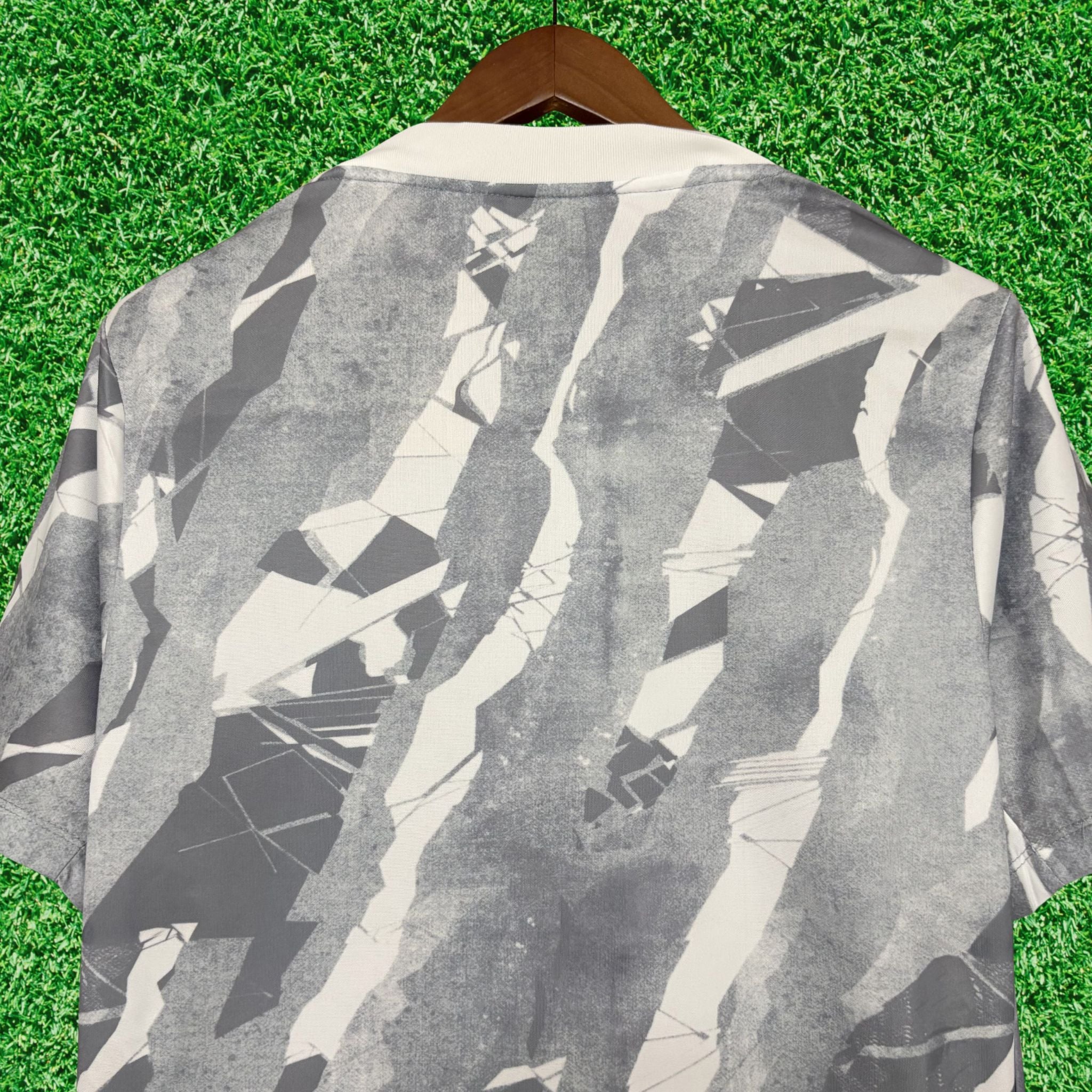 Camisa Vasco Pré-Jogo 26/27 Torcedor