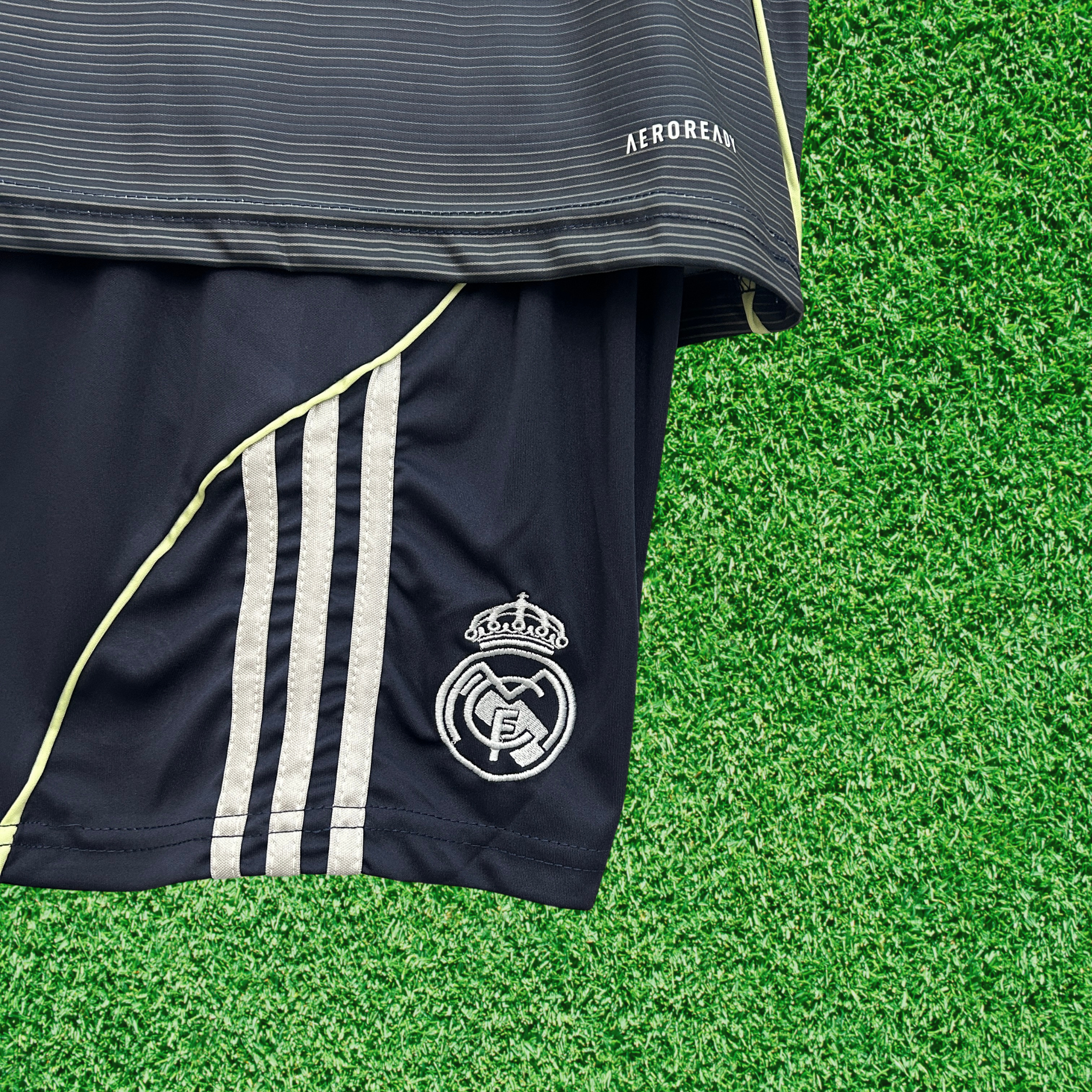 Kit Real Madrid II 25/26 Infantil