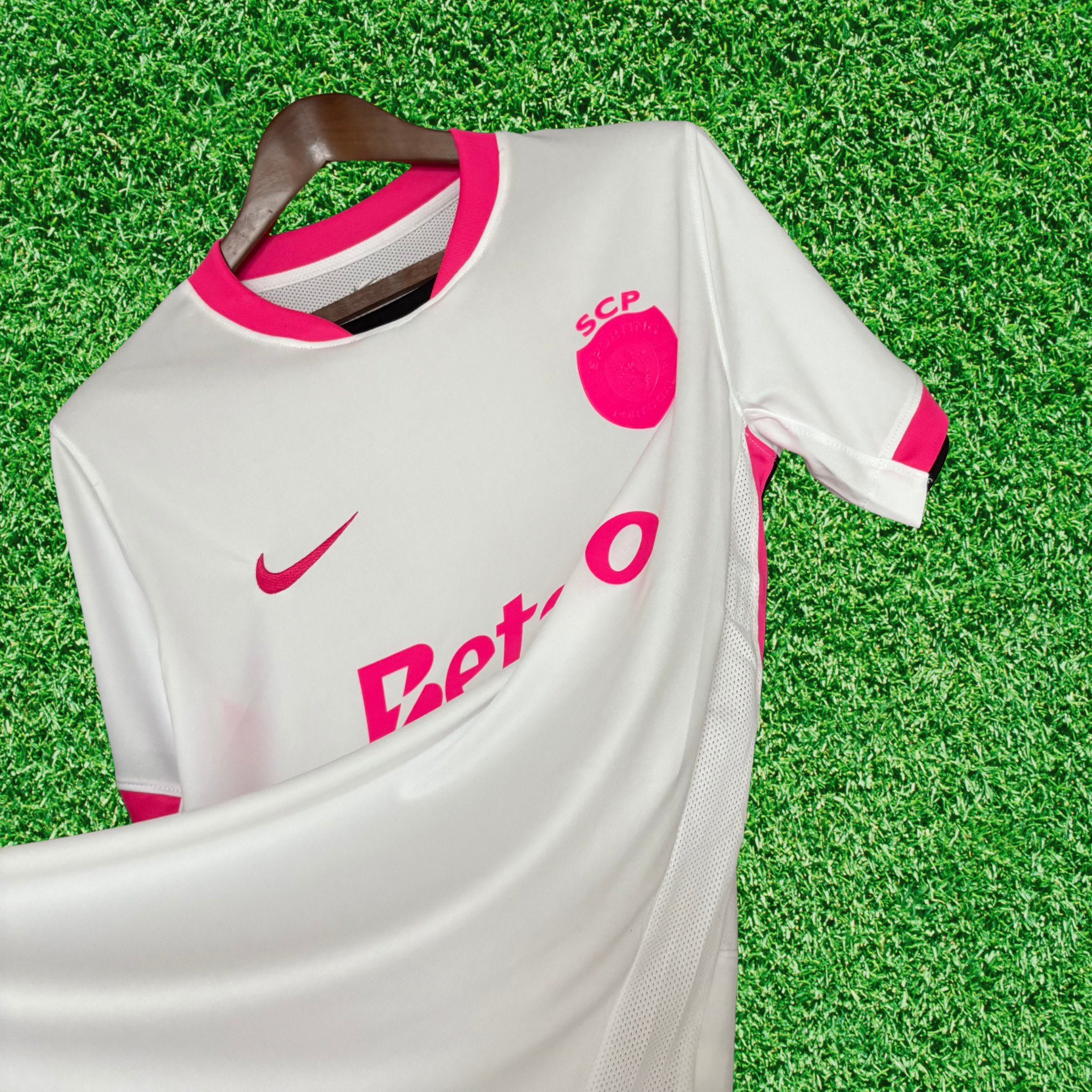 Camisa Sporting CP Outubro Rosa 25/26 Torcedor