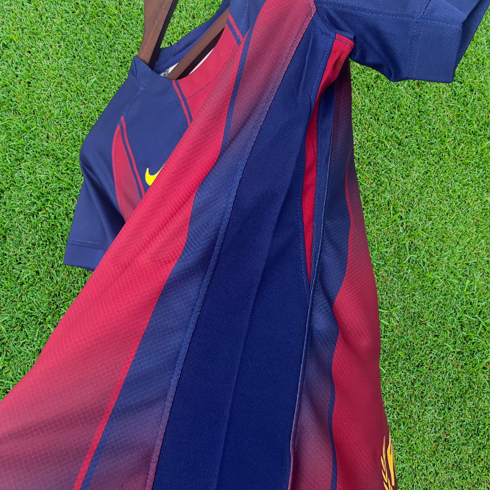Camisa Barcelona I 25/26 Feminina Torcedor
