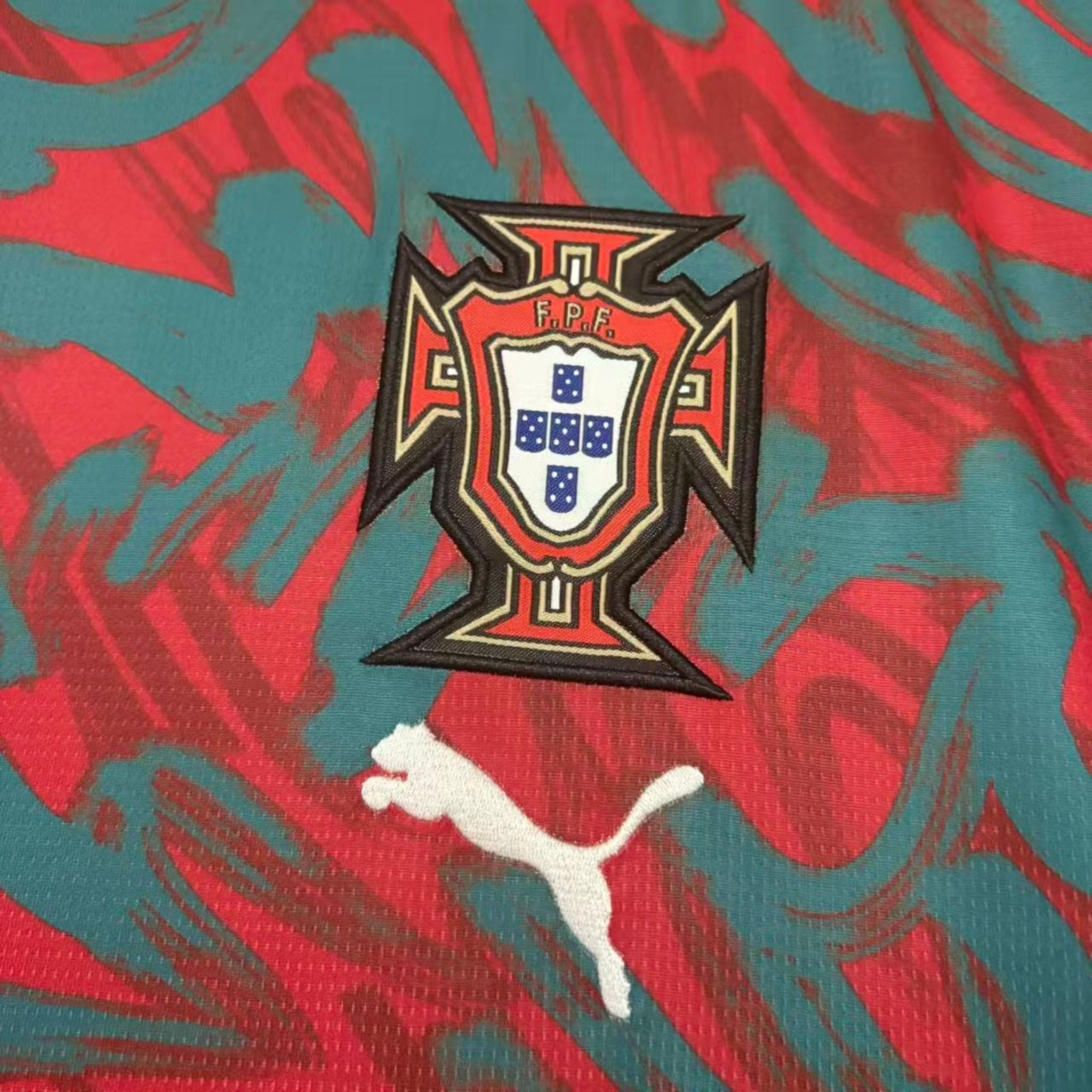 Camisa Portugal Pré-Jogo 2026 Torcedor